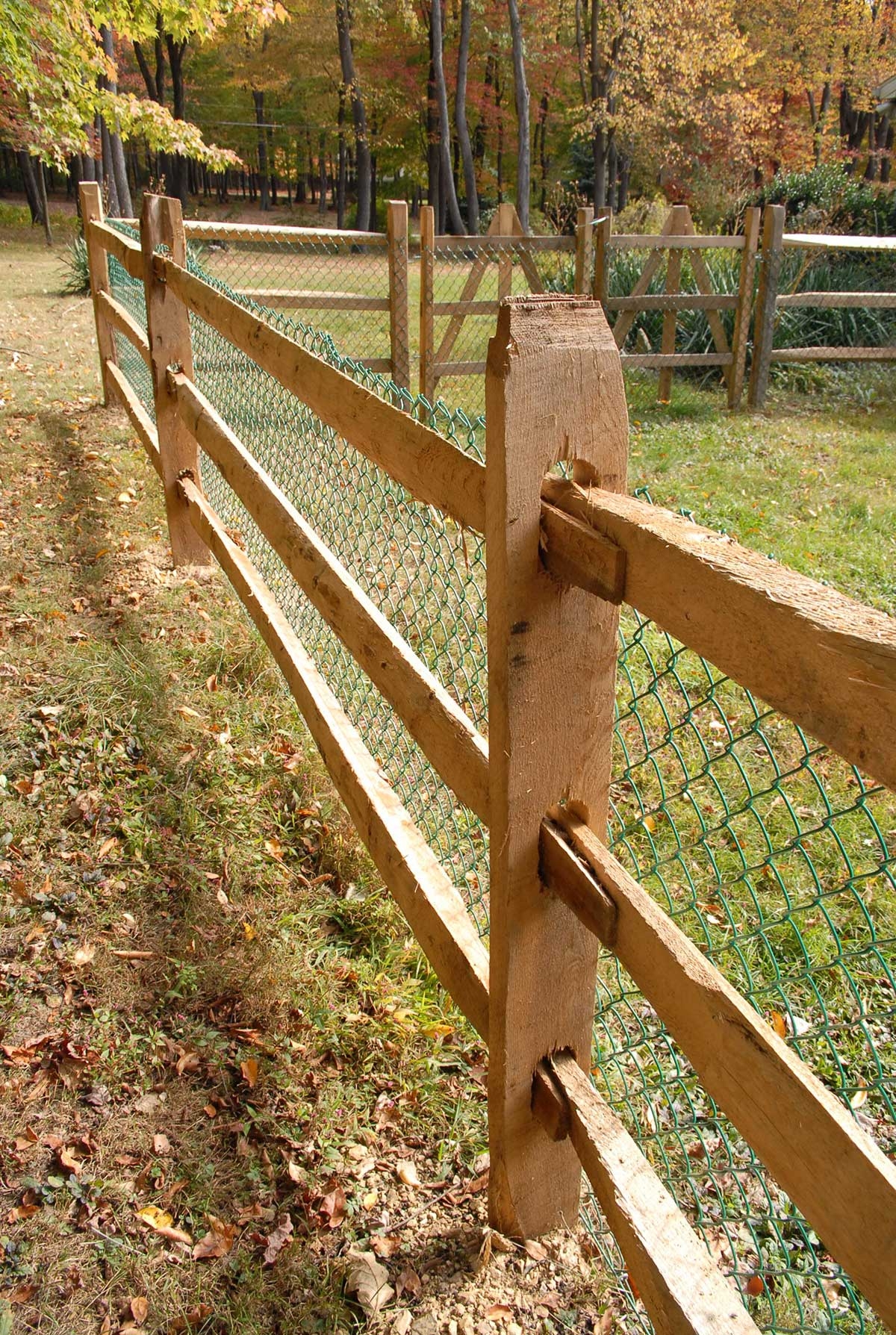 3 HOLE CORNER POST