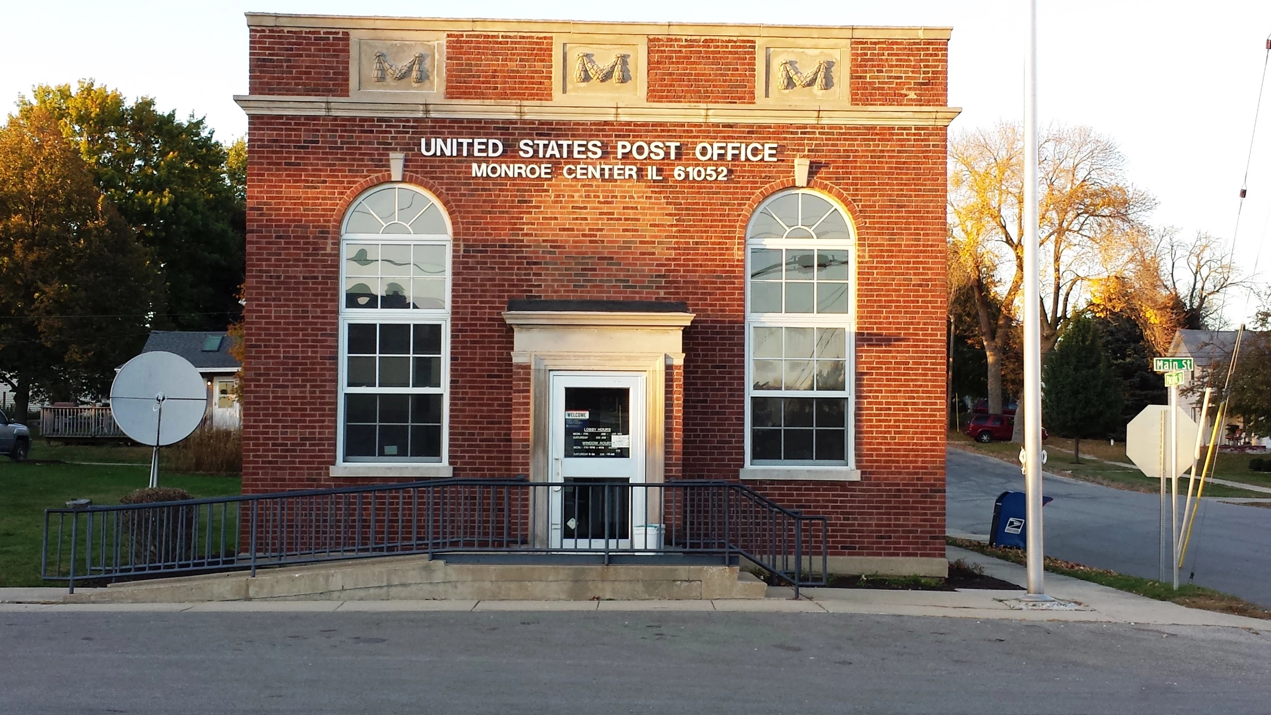 5 Things You Didn t Know About Monroe Center IL