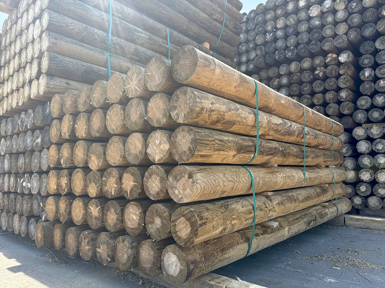 8 foot fence post