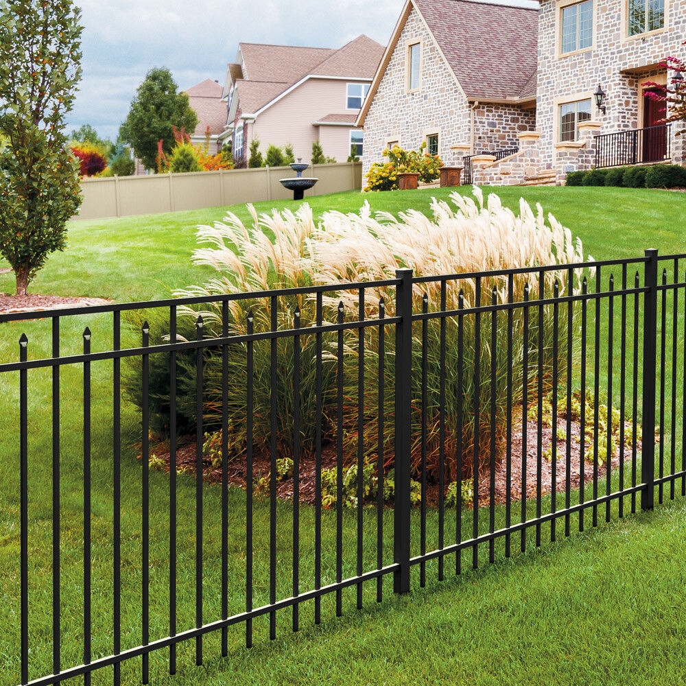 90 LINEAR FEET Of 4 HIGH CAROLINA STYLE ALUMINUM FENCE W POSTS CAPS EBay
