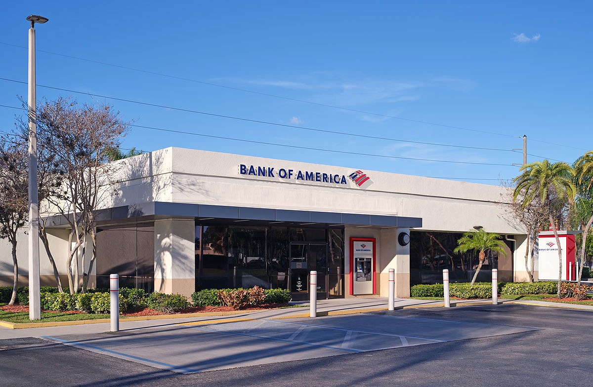 boca raton post office hours