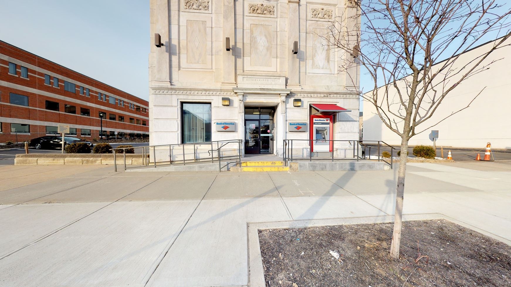 Bank Of America In Middletown With Walk Up ATM Middletown