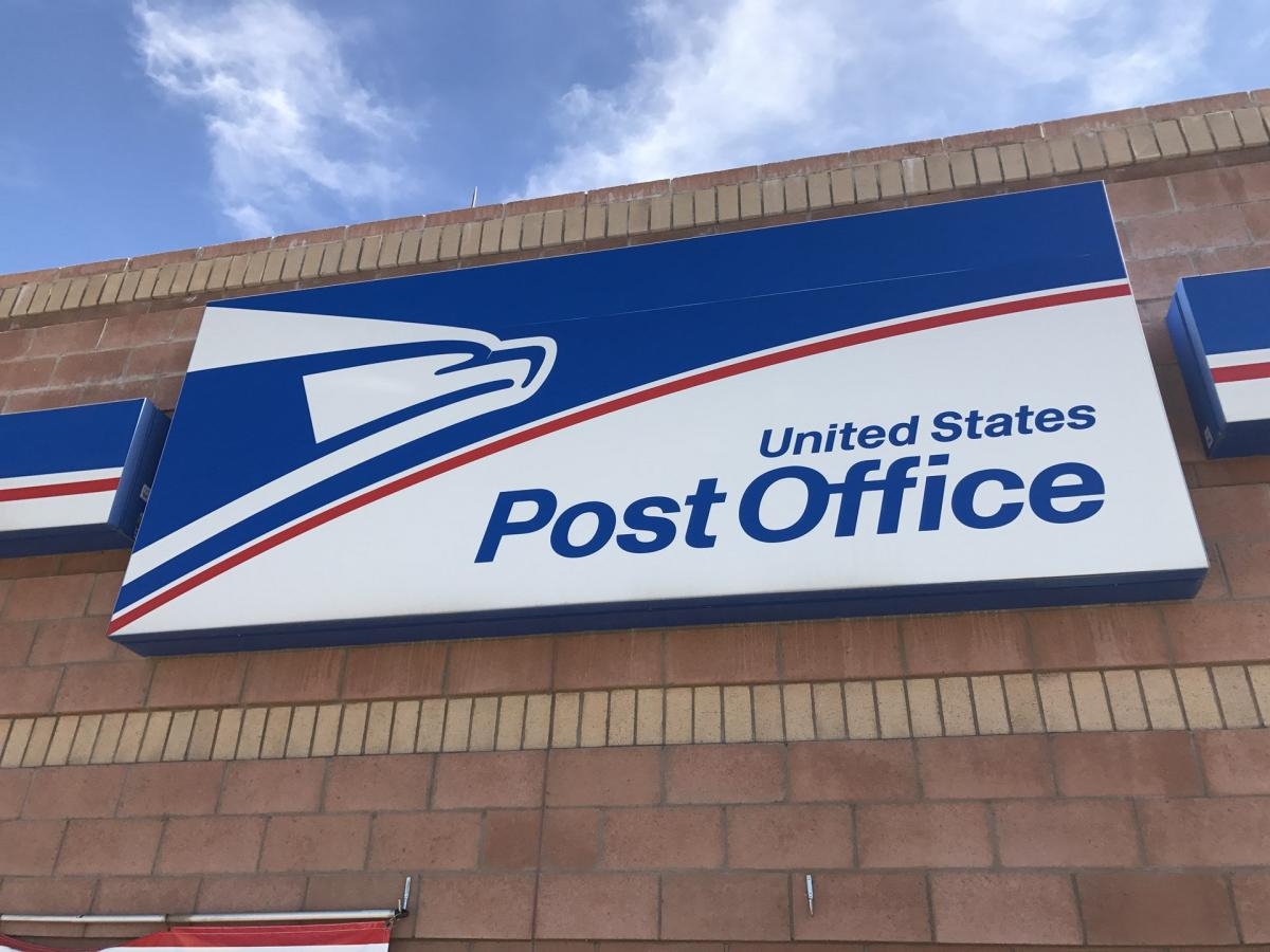 united states post office saturday hours