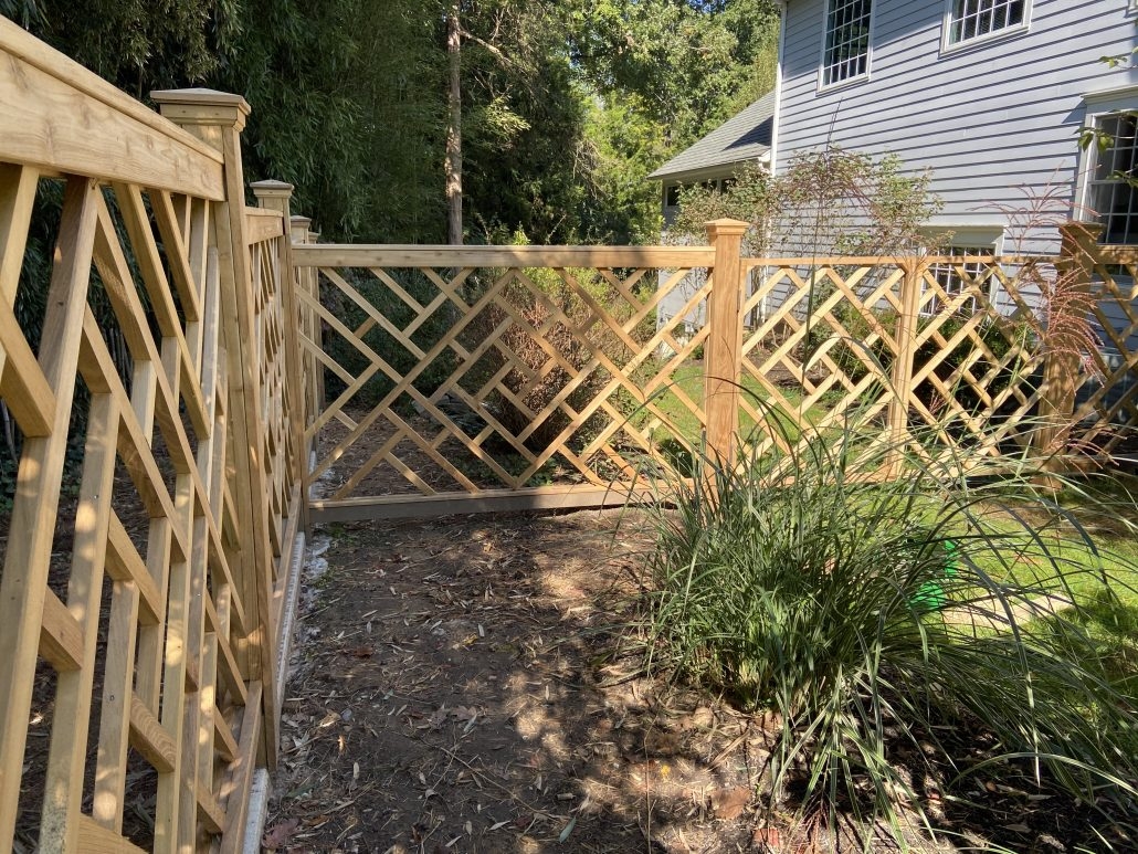 Black Locust Fence Frenchtown NJ Robi Decking