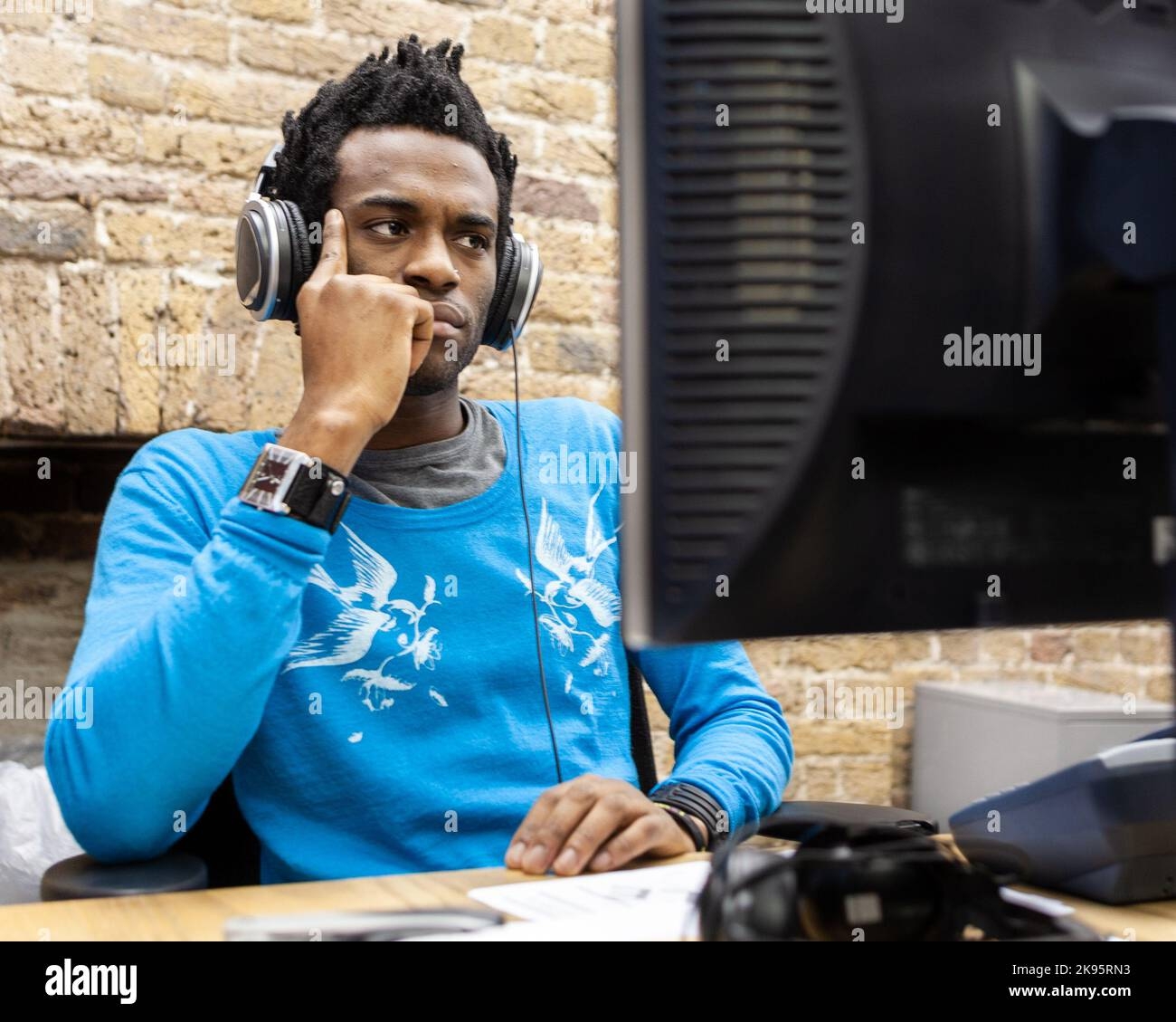 Computer Sound Hi res Stock Photography And Images Page 3 Alamy