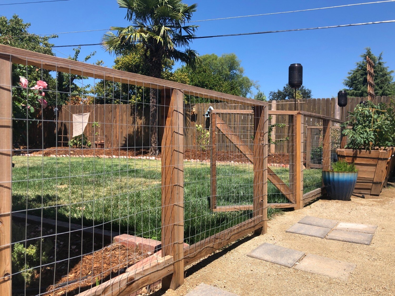 DIY Hog Wire Garden Fence For Under 300 Our Liberty House