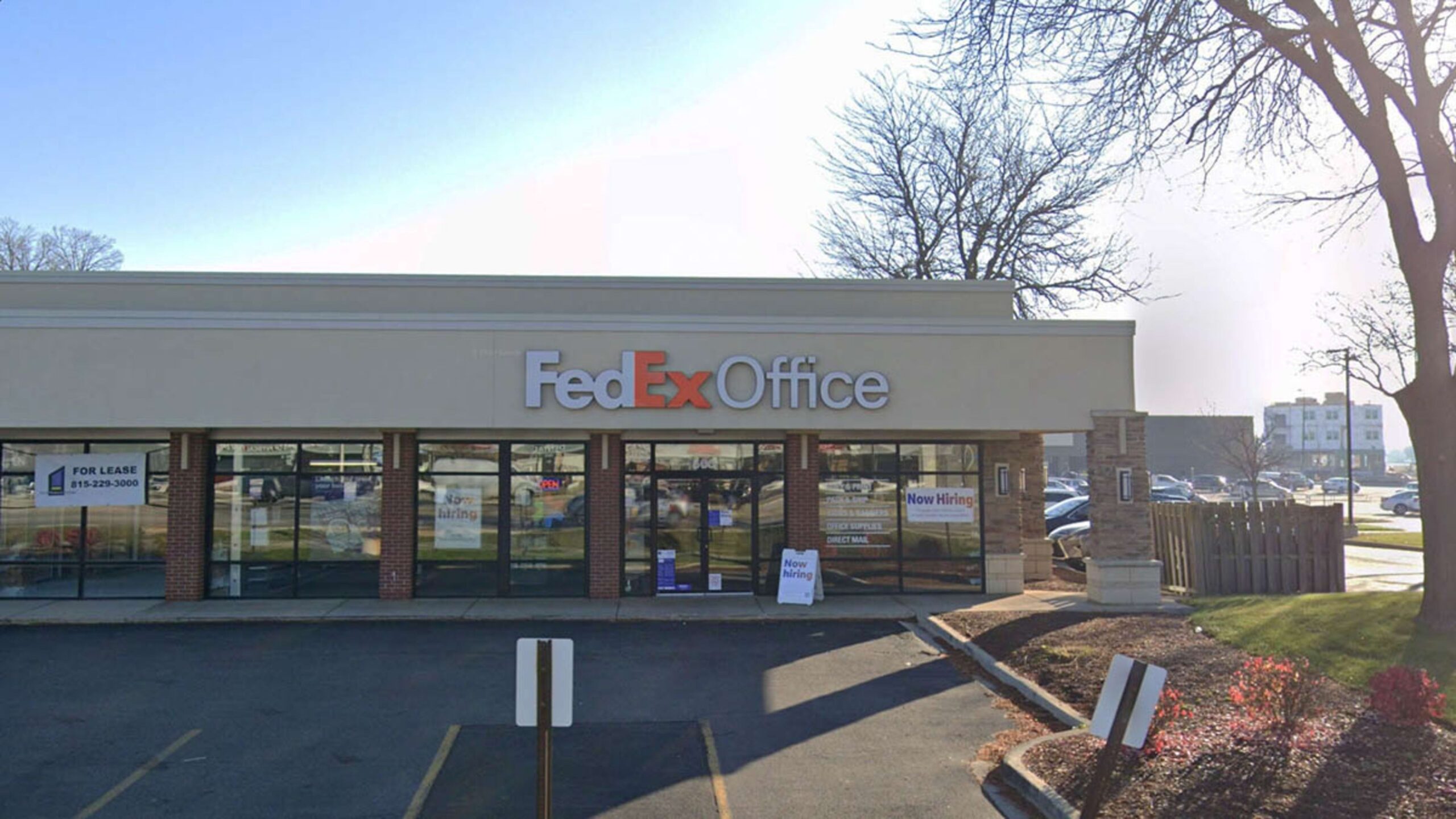 Fedex Office HAL PICKUP ONLY In St Charles IL 660 S Randall Rd Tire Shop Near Me SimpleTire
