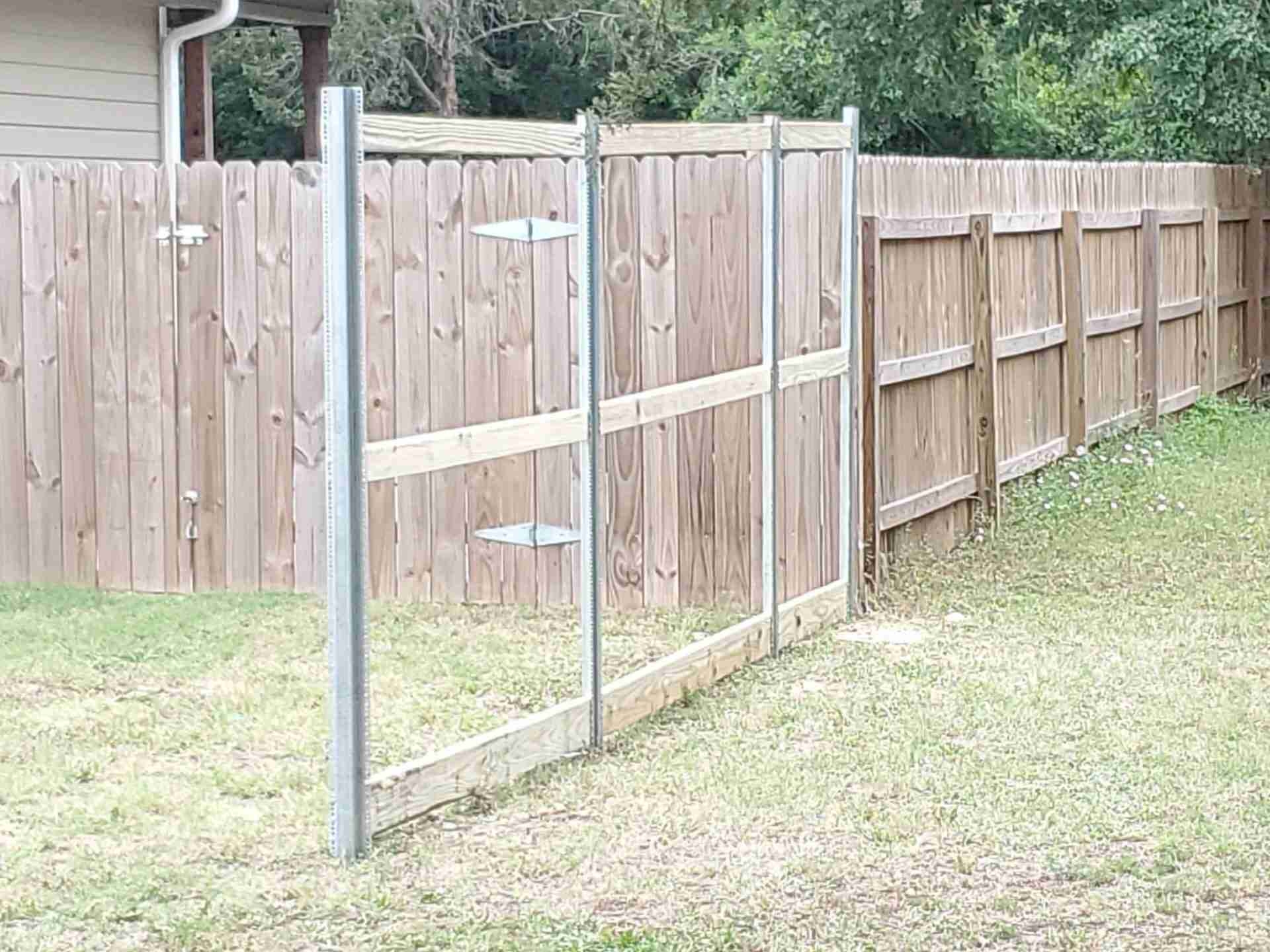 Fence Post Spacing How Far Apart Should Fence Posts Be Blog Butler Contractors