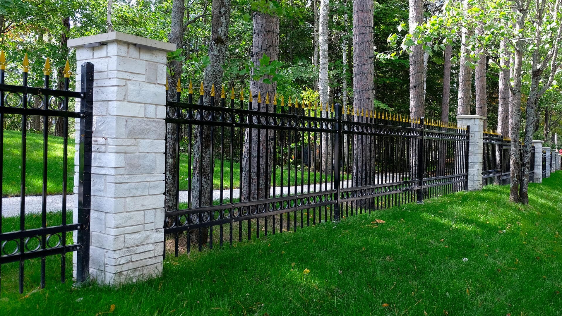 metal post for fencing
