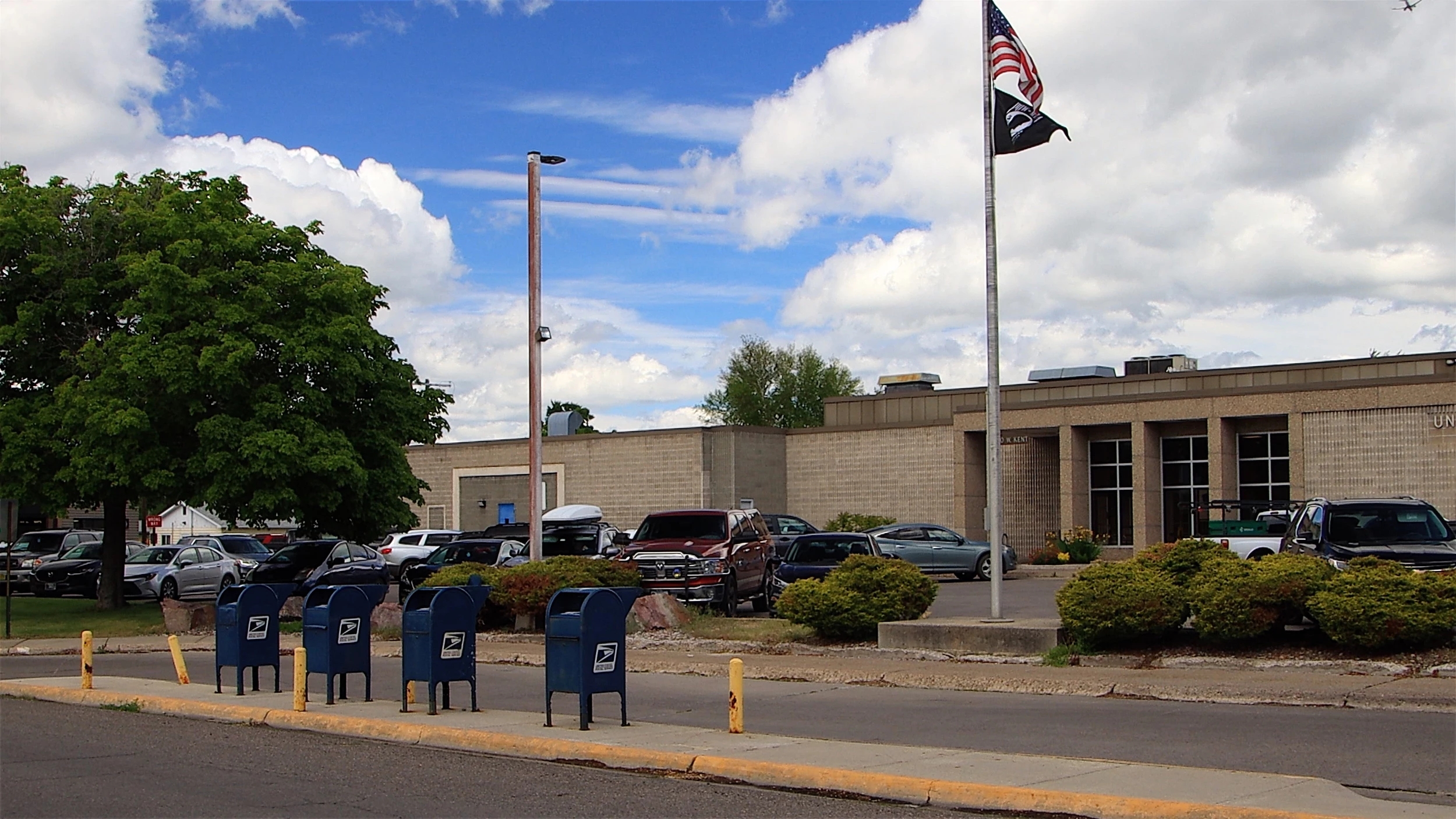 missoula post office hours