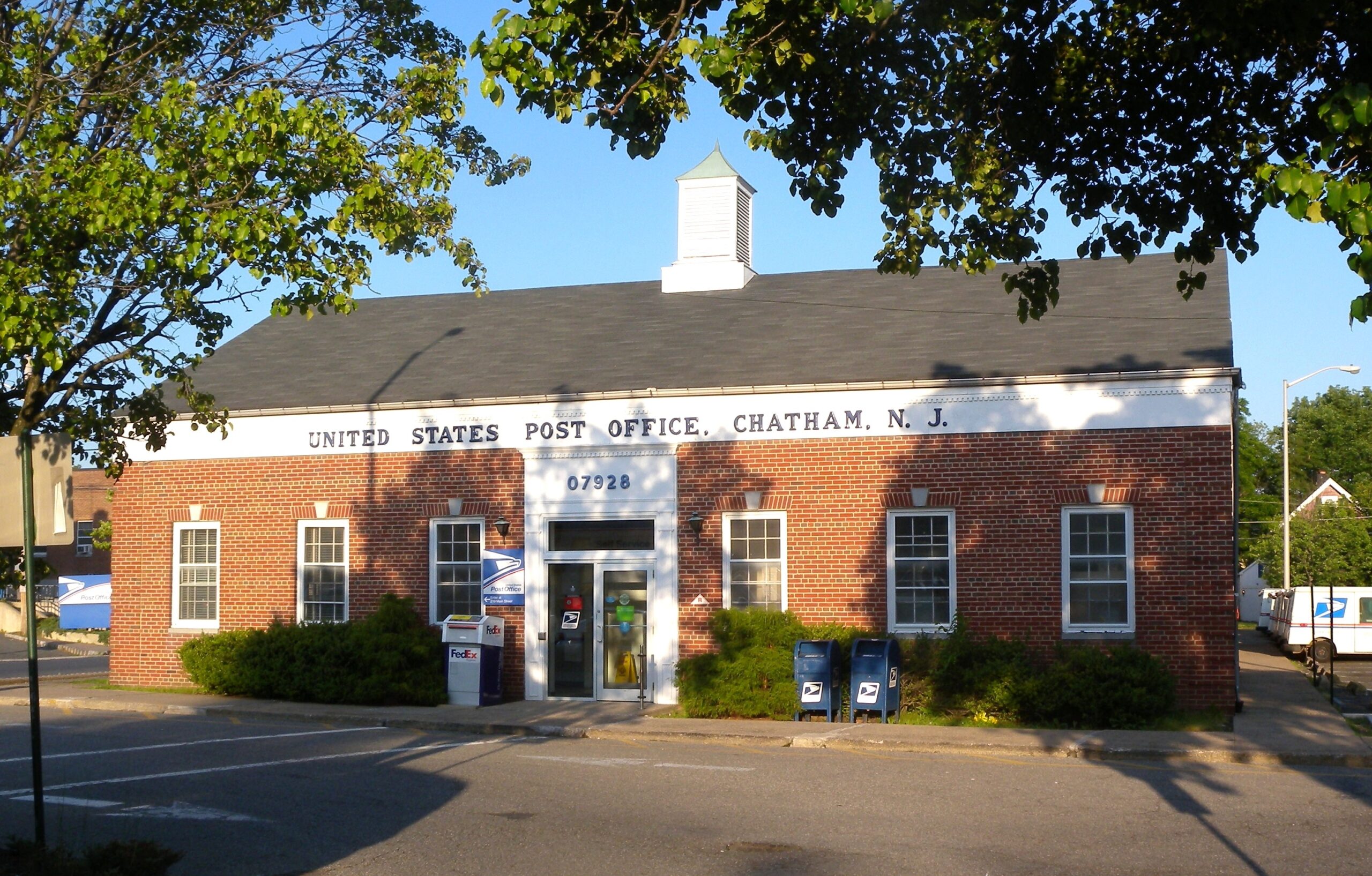 File Chatham USPS 07928 Jeh jpg Wikimedia Commons