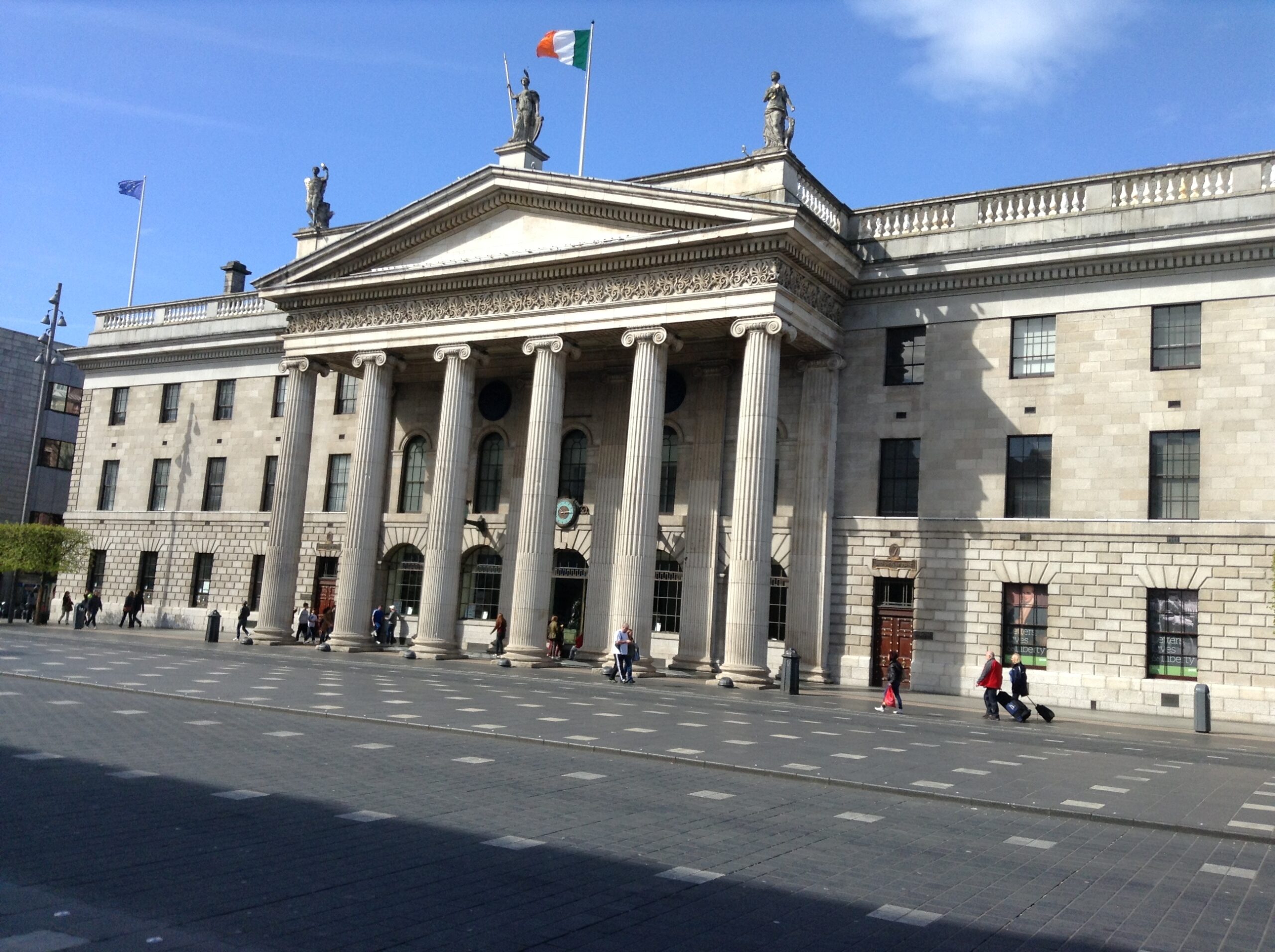 dublin post office hours