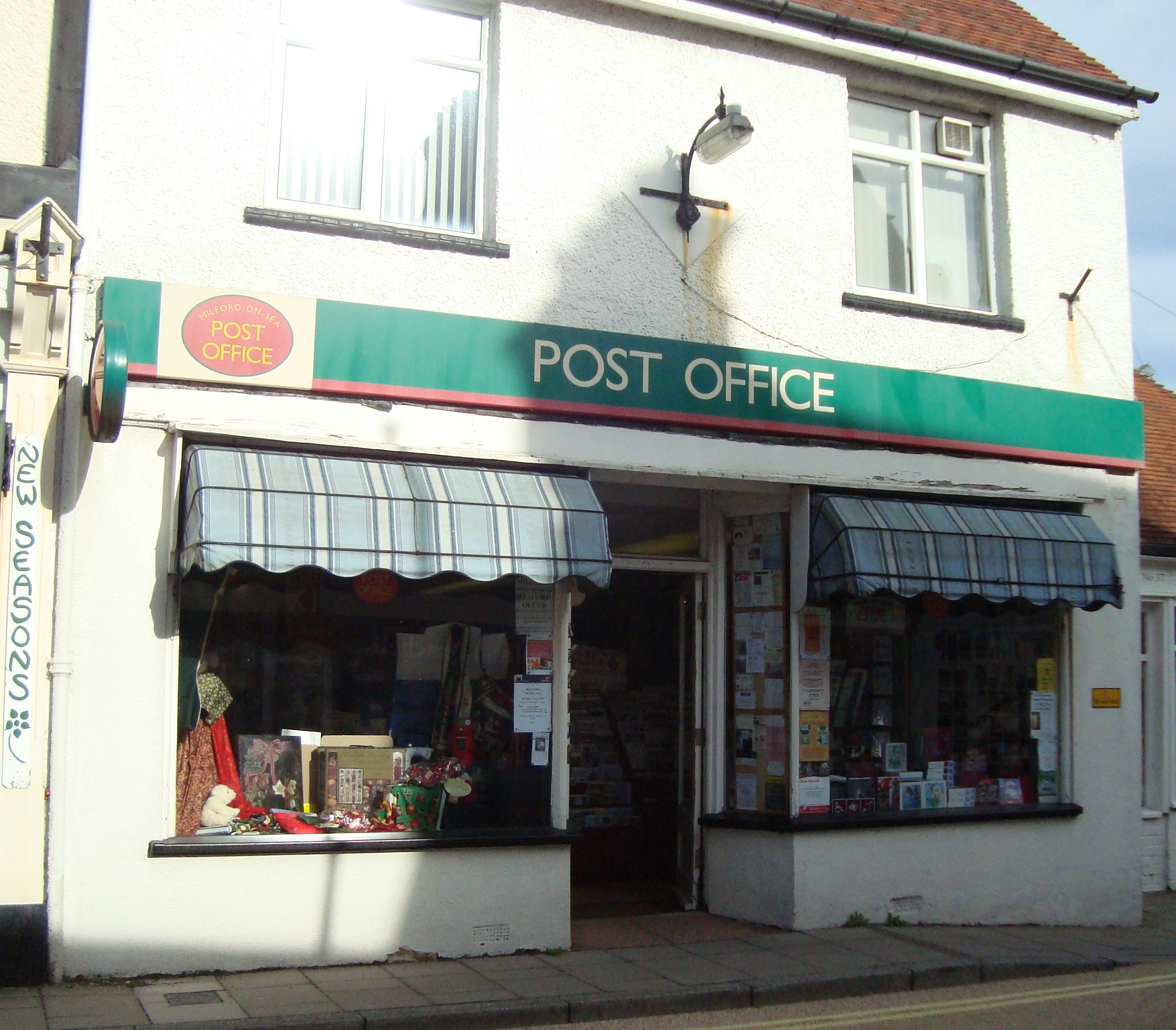 File Milford On Sea Post Office 4057078492 jpg Wikimedia Commons