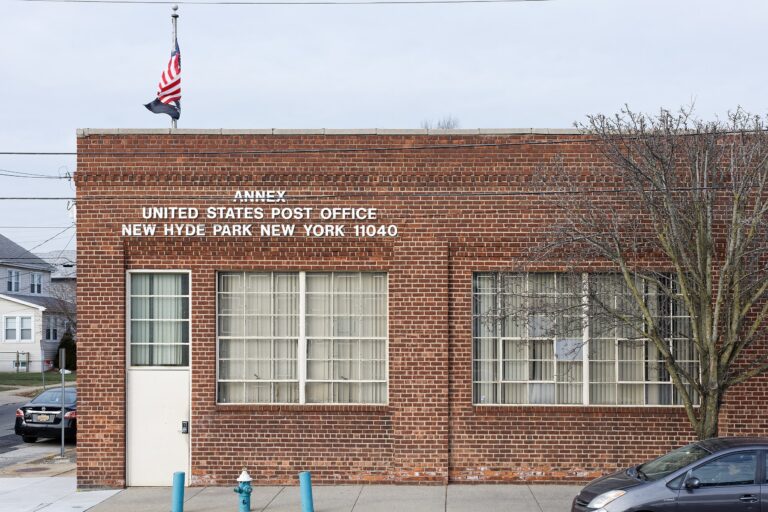 File US Post Office Annex New Hyde Park NY December 27 2022 1 jpg Wikimedia Commons