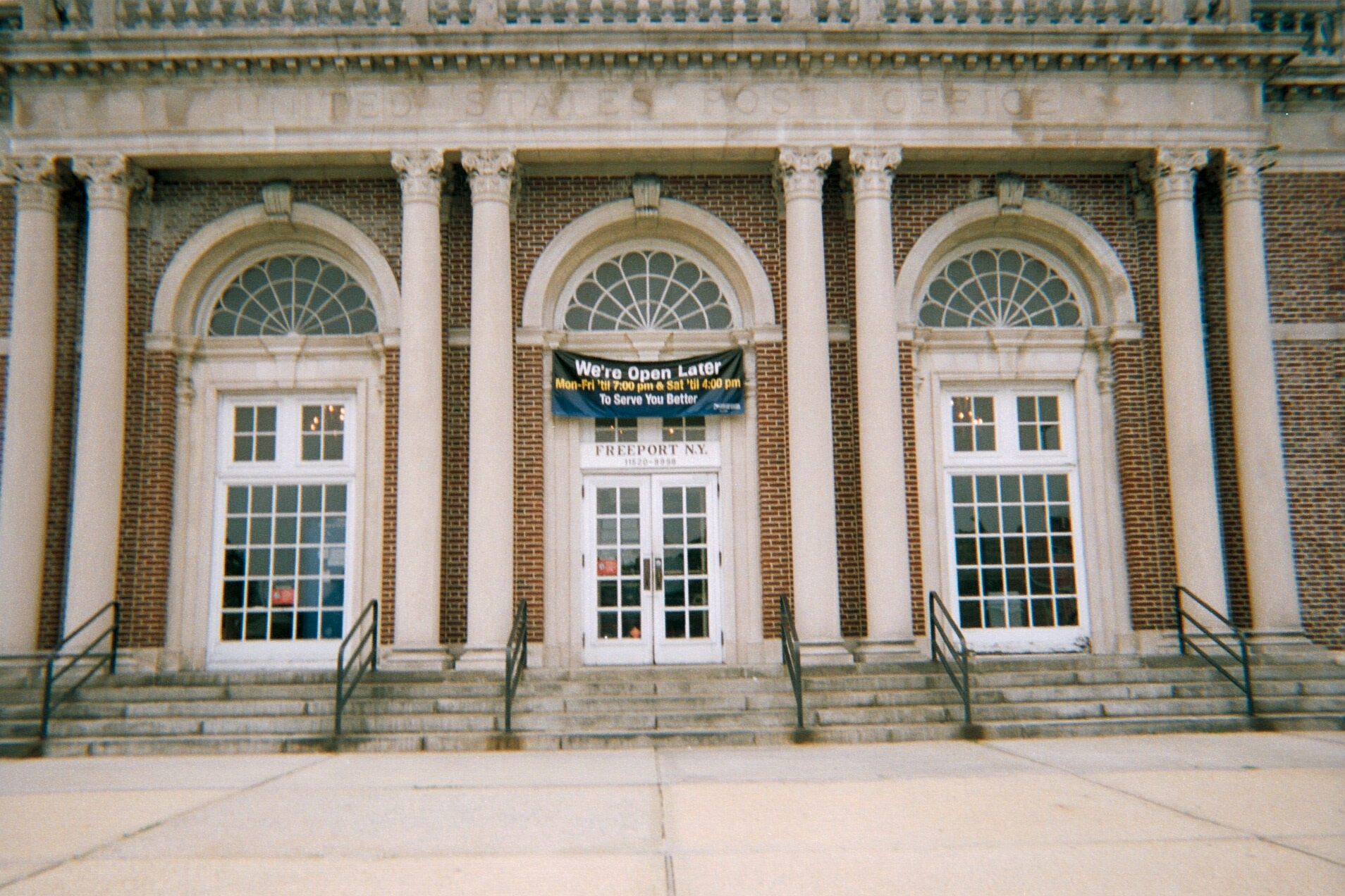File USPO Freeport NY JPG Wikimedia Commons