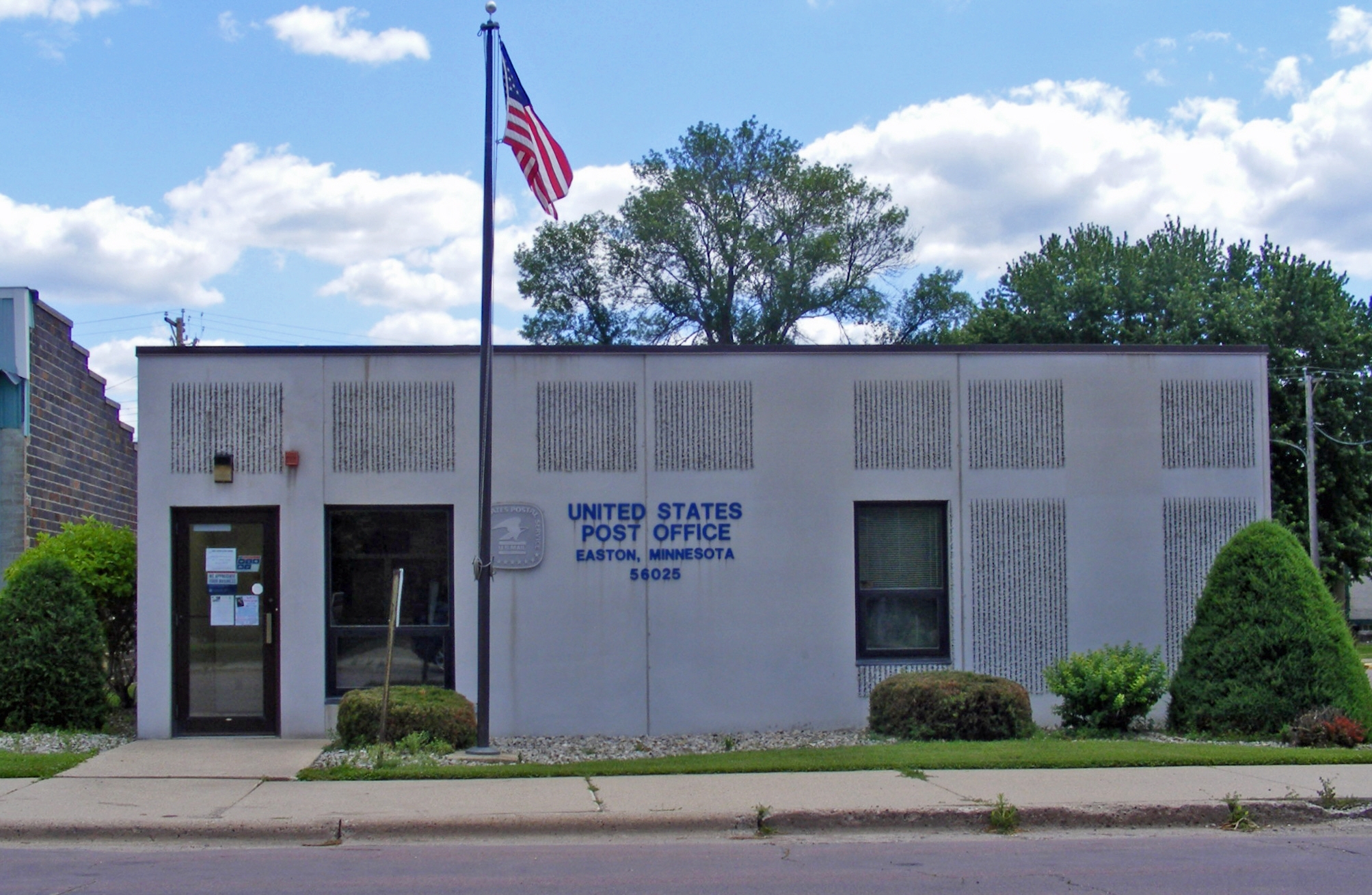 easton post office hours