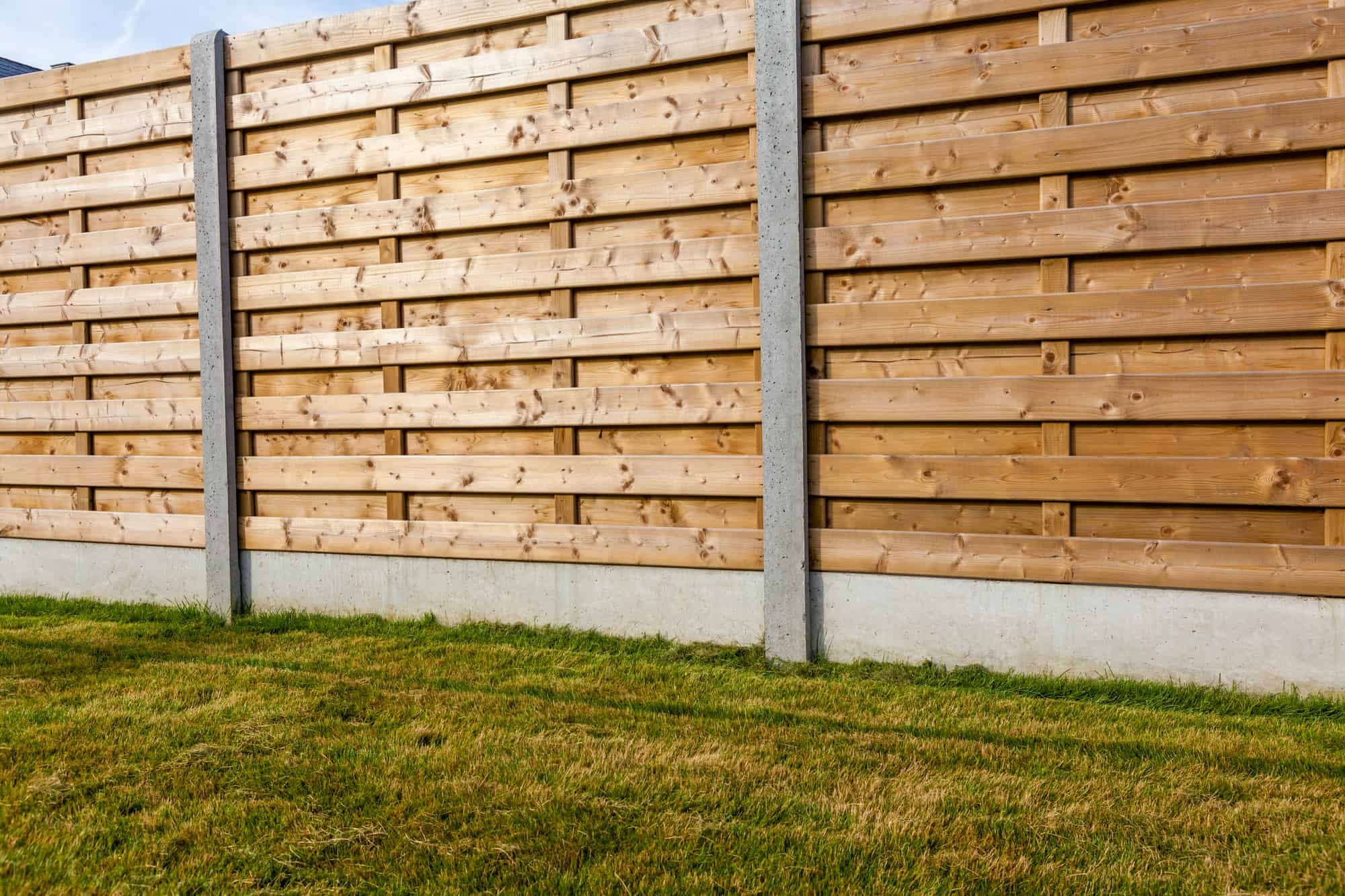 How To Build A Wood Fence With Metal Posts Liberty Fence And Deck Fence Company In Fargo