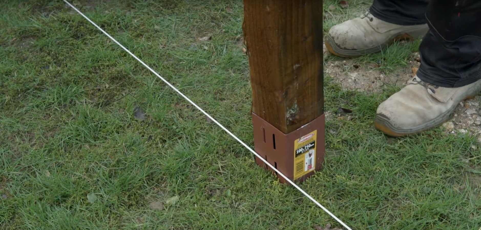 how to put in fence posts