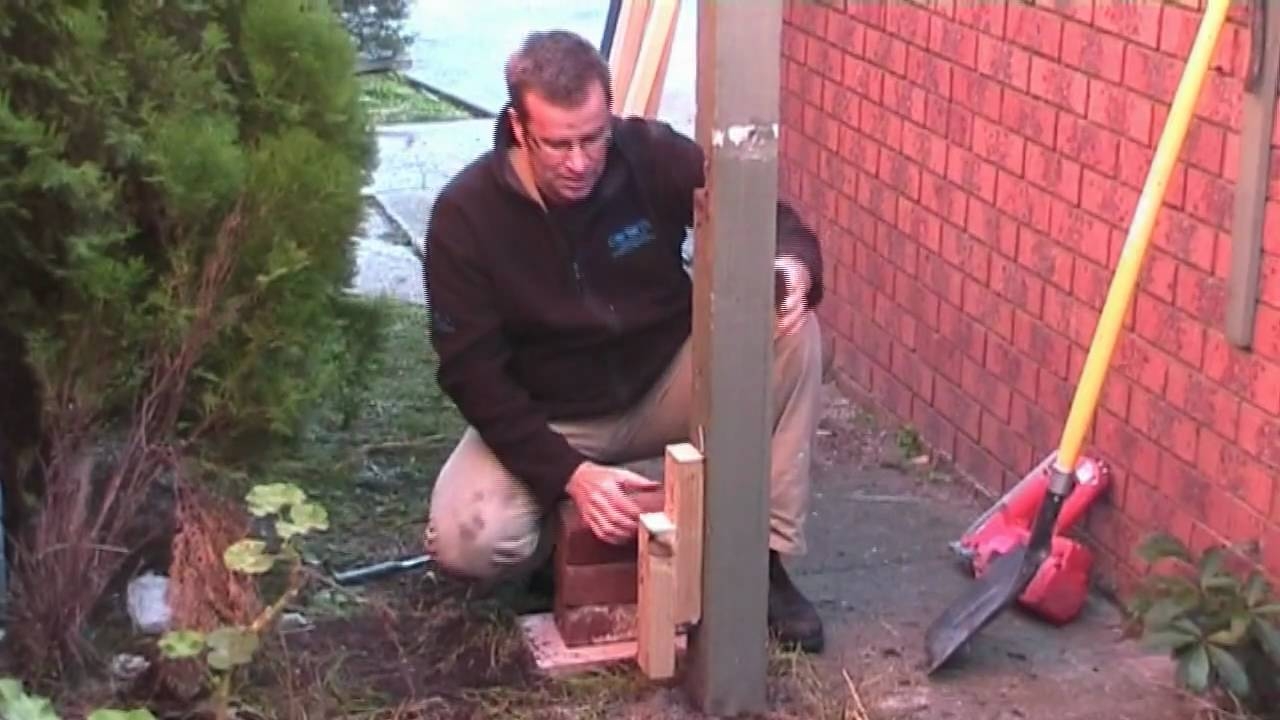 how to pull a fence post