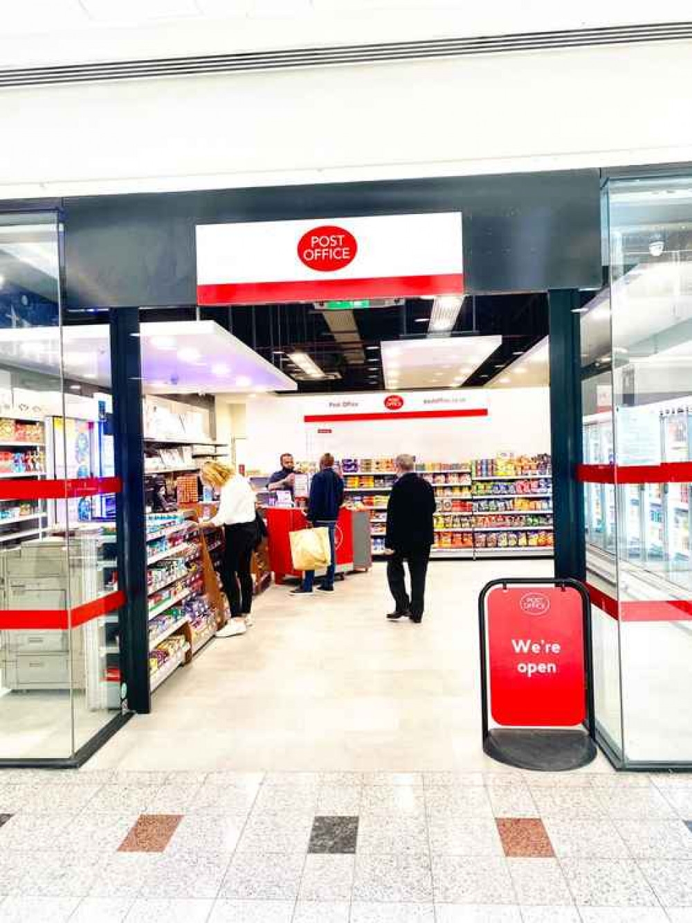 Kingston Post Office Re opens In New Town Centre Location Local News News Kingston Nub News By Ellie Brown Local Democracy Reporter