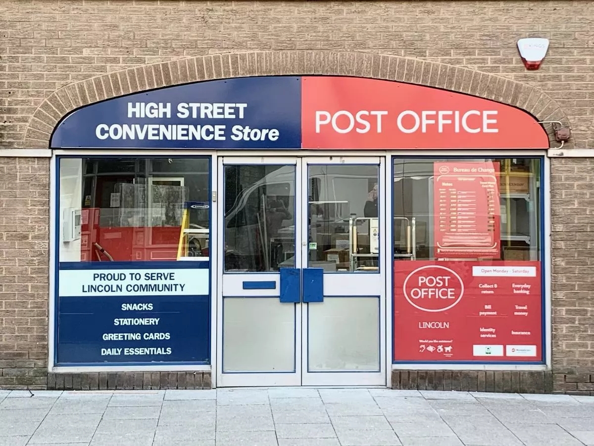 Lincoln City Centre Post Office Opens In New Location Lincolnshire Live