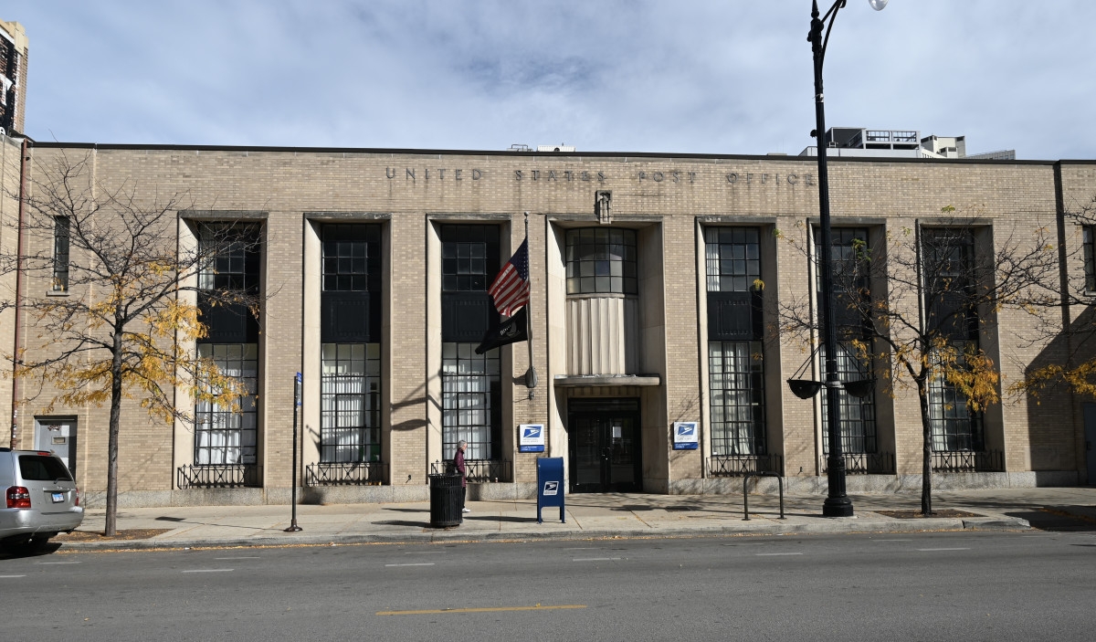 lincoln post office hours