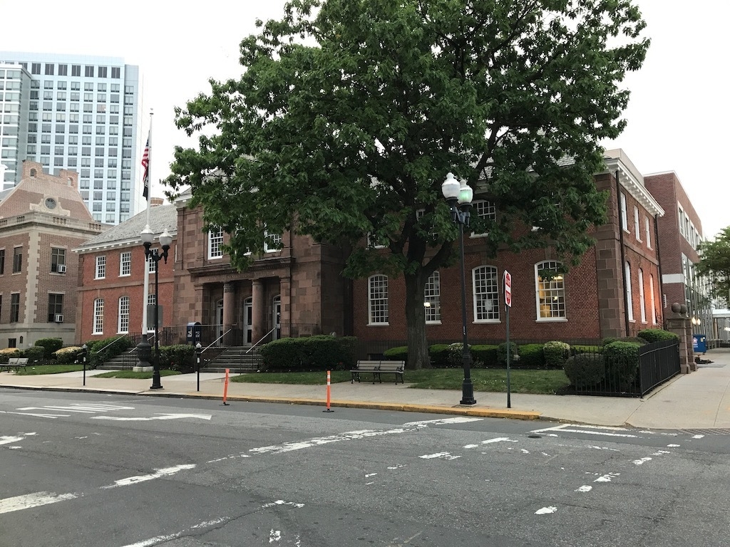 brunswick post office hours