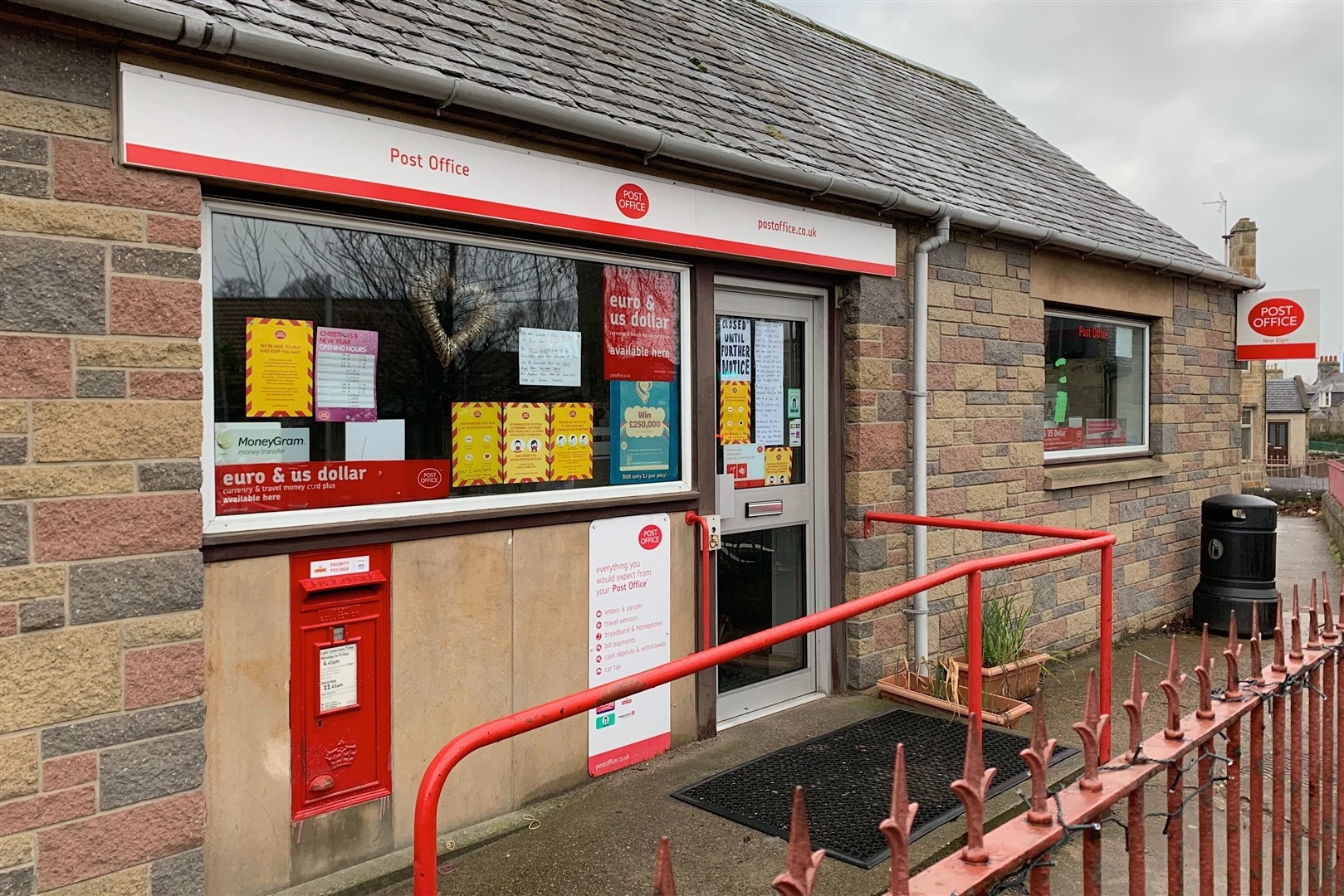 New Elgin Post Office To Close After Staff Members Test Positive For Coronavirus