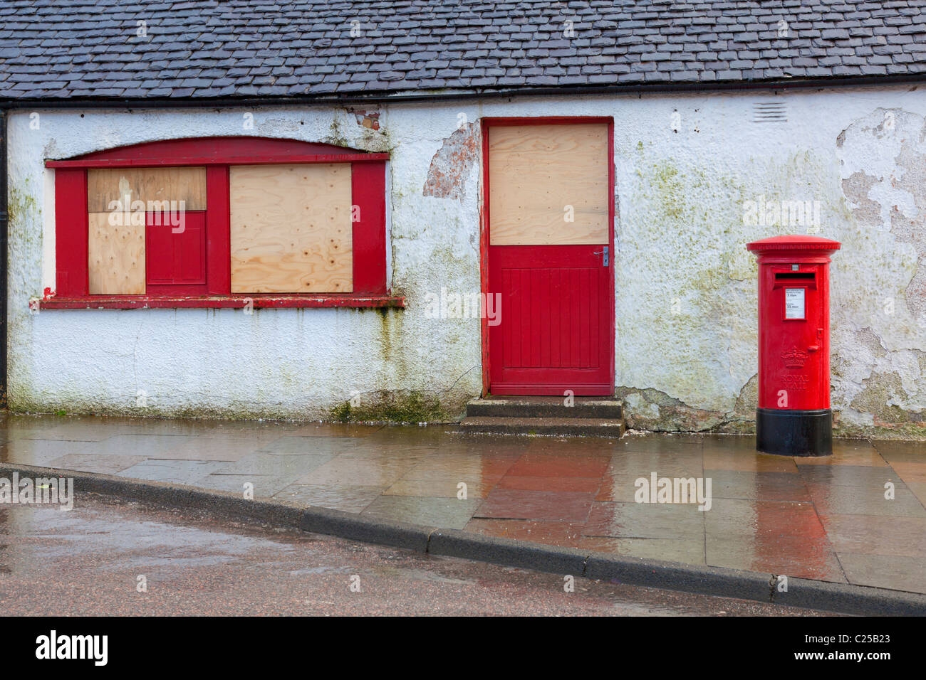 highland post office hours