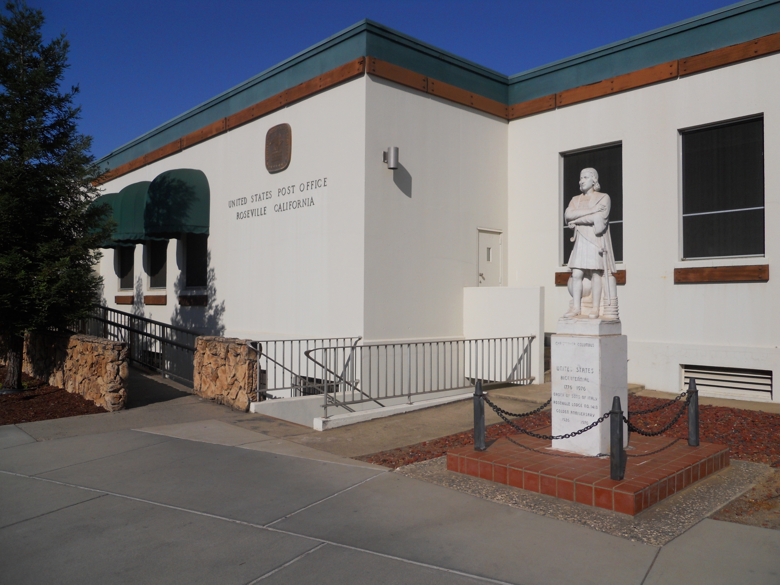 post office hours roseville ca