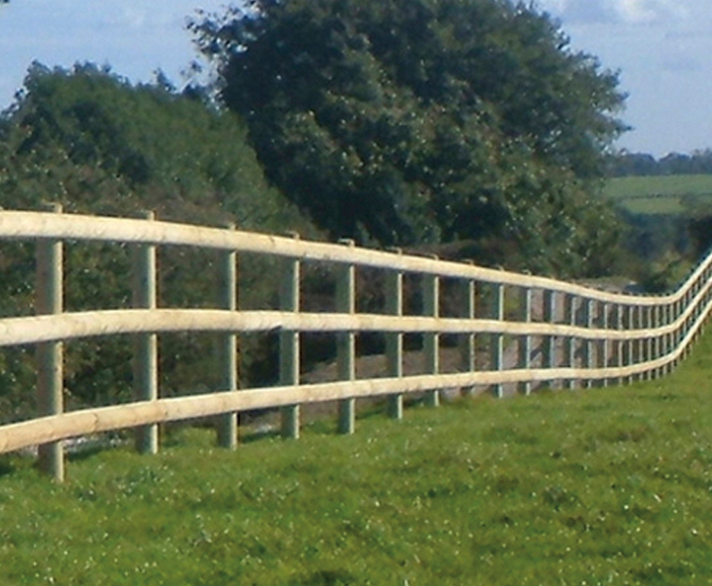 round rail fence post