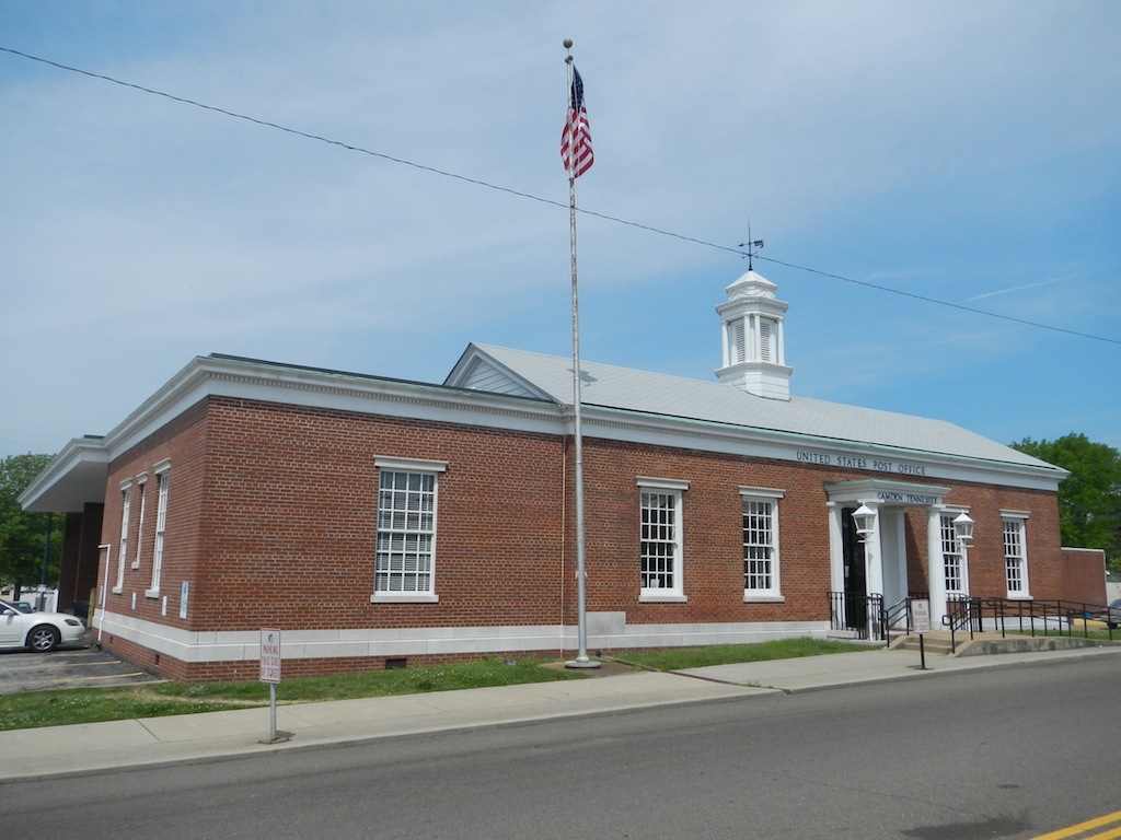 camden post office hours