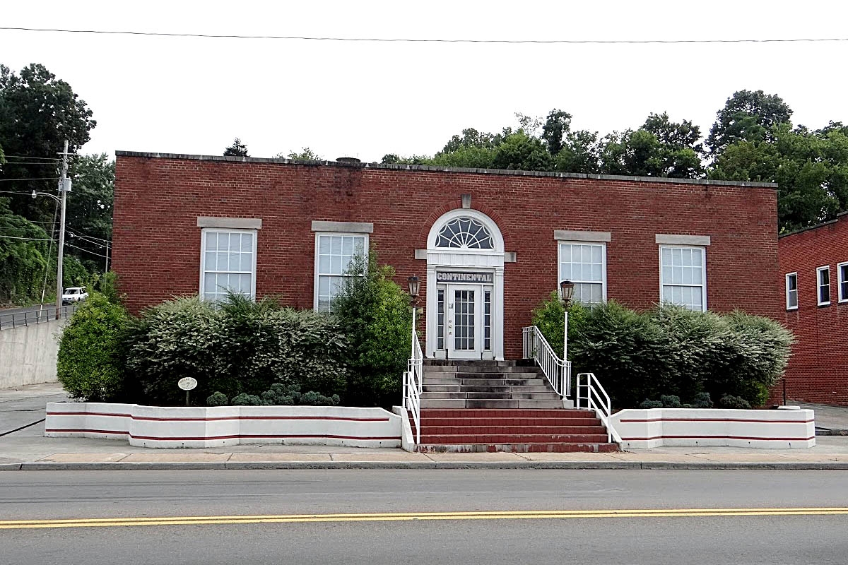 newport post office hours