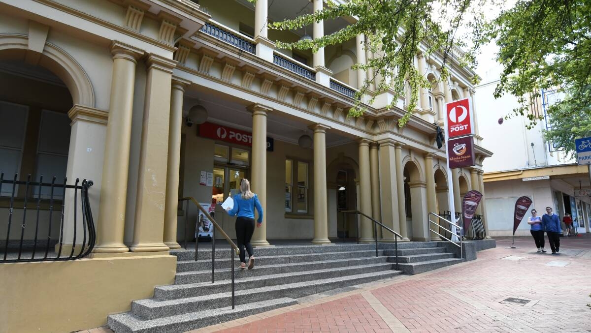 Post Office Hours Extended Gearing Up For Busiest Time Of Year Central Western Daily Orange NSW