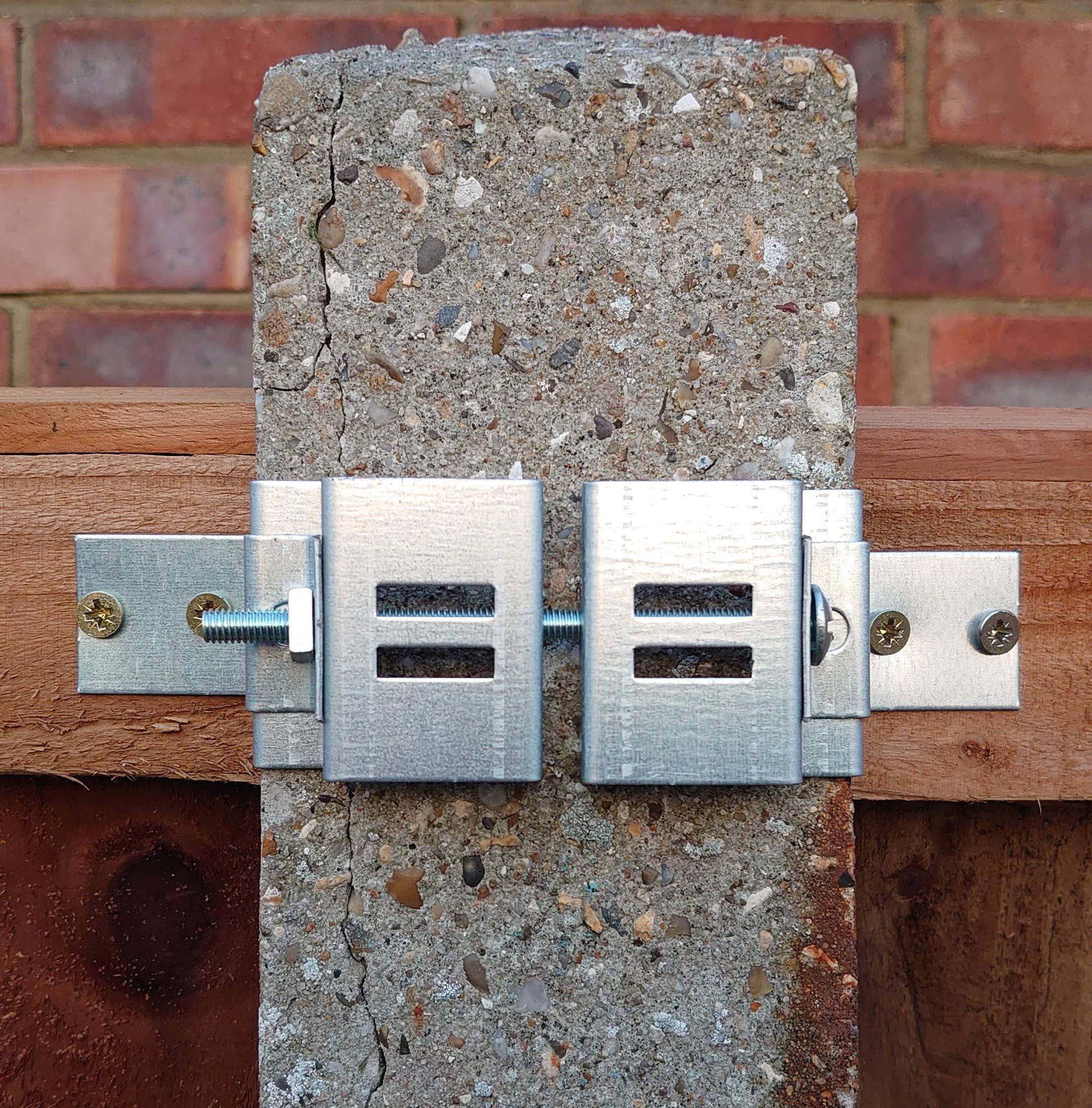 POSTFIX 4 X 4 SLOTTED CONCRETE FENCE POST Brackets COMPLETE With Integral Security Clips PAIR Amazon co uk DIY Tools