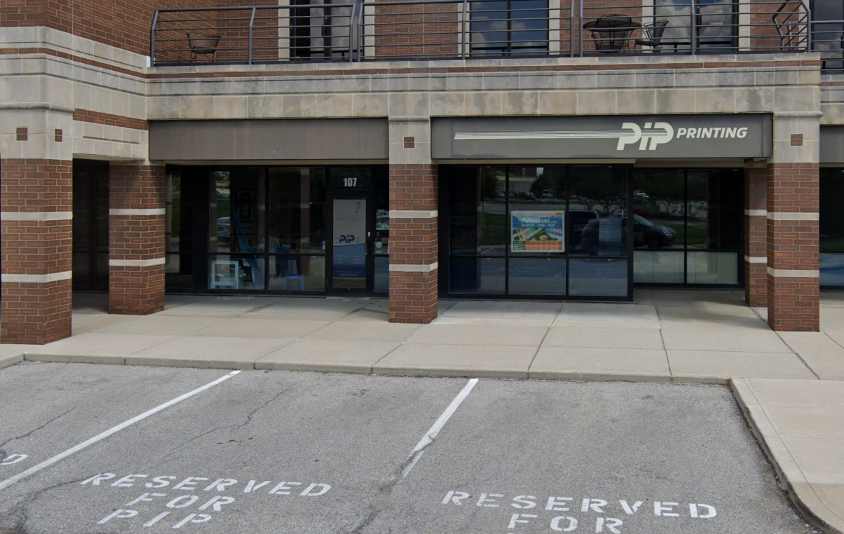carmel indiana post office hours