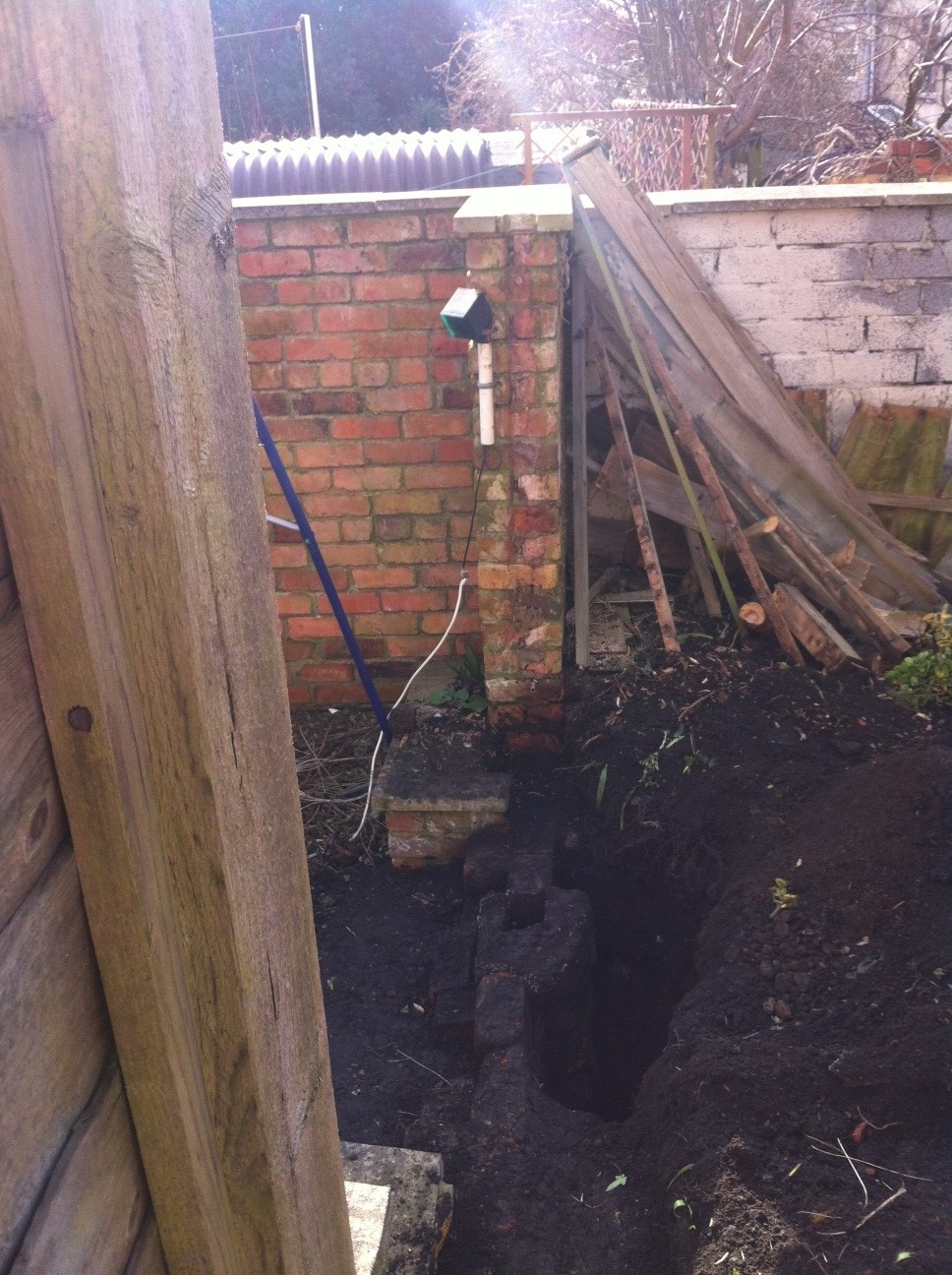 Removal How Do I Replace A Wooden Fence Post That Was Set In Concrete Home Improvement Stack Exchange