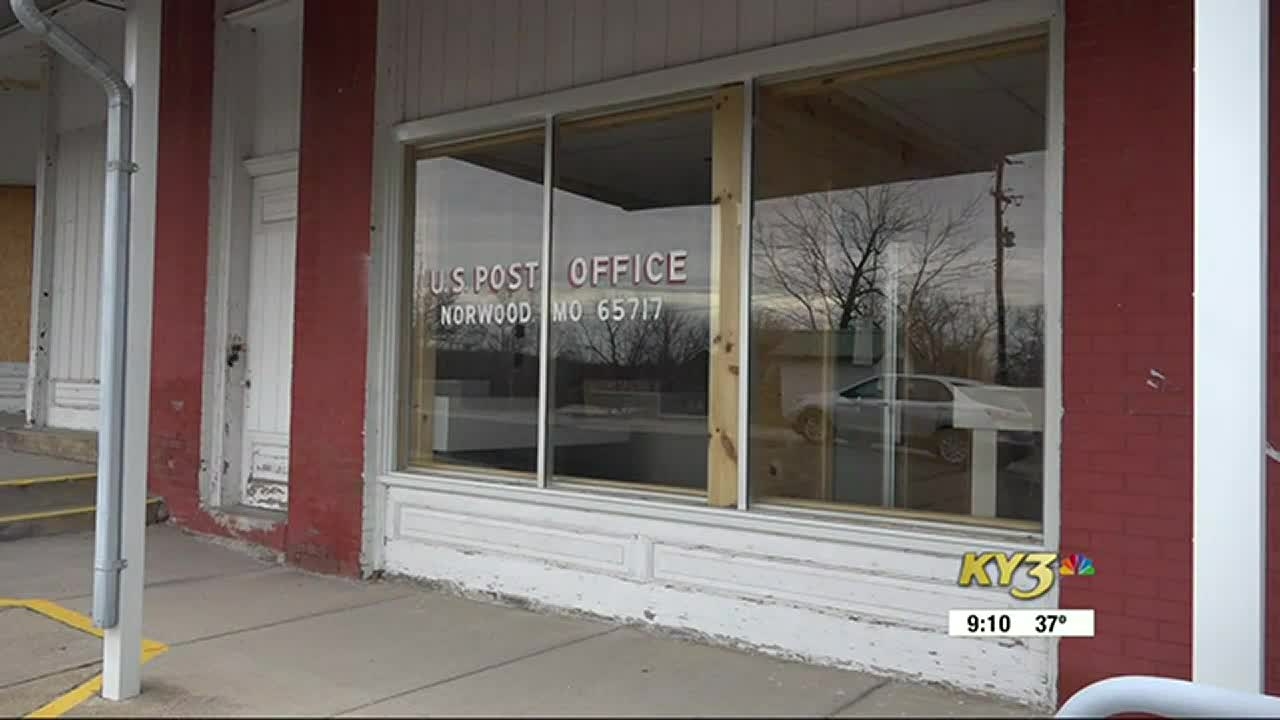 RESIDENTS WANT ANSWERS When Will The Norwood Mo Post Office Reopen 