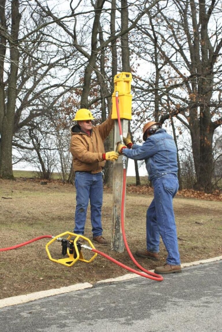 Rhino Tool PD 140G 140 LB Pneumatic Guard Rail Post Driver 4inx6in Chuck 070582 Acme Tools