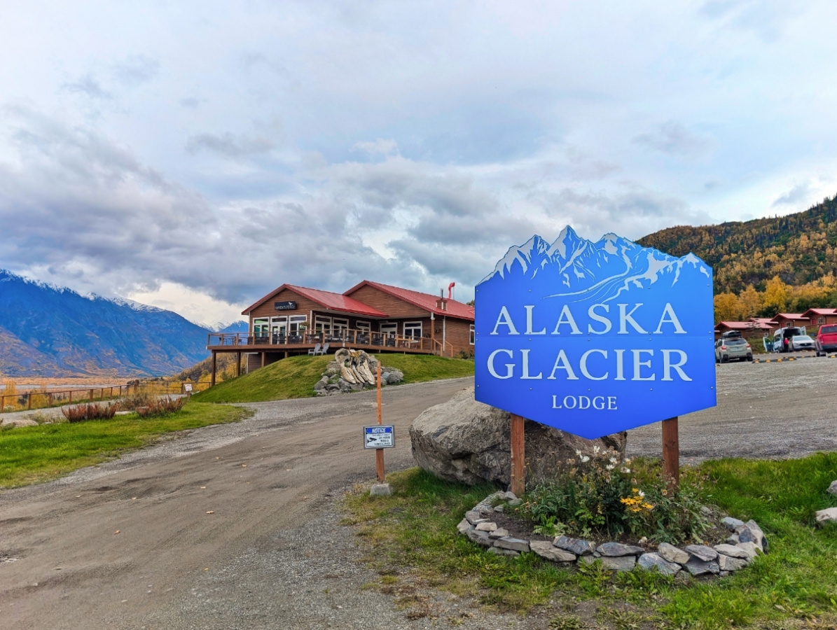The Alaska Glacier Lodge Awesome Cabin Resort Adventures