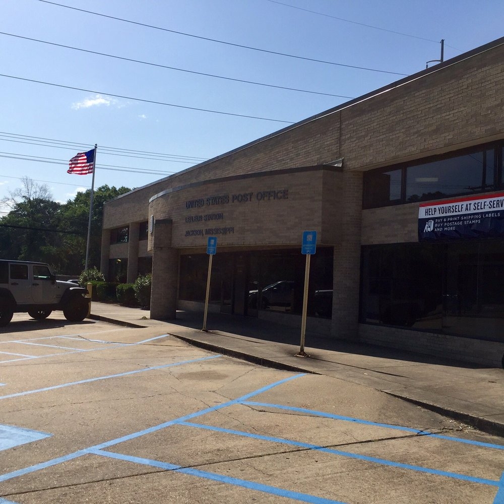 jackson post office hours