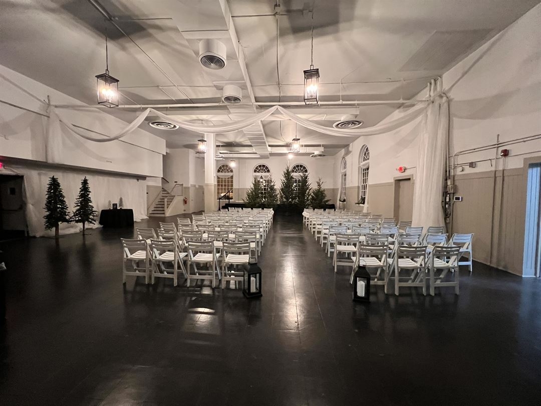 The Historic Bristol Virginia Post Office Bristol VA Party Venue