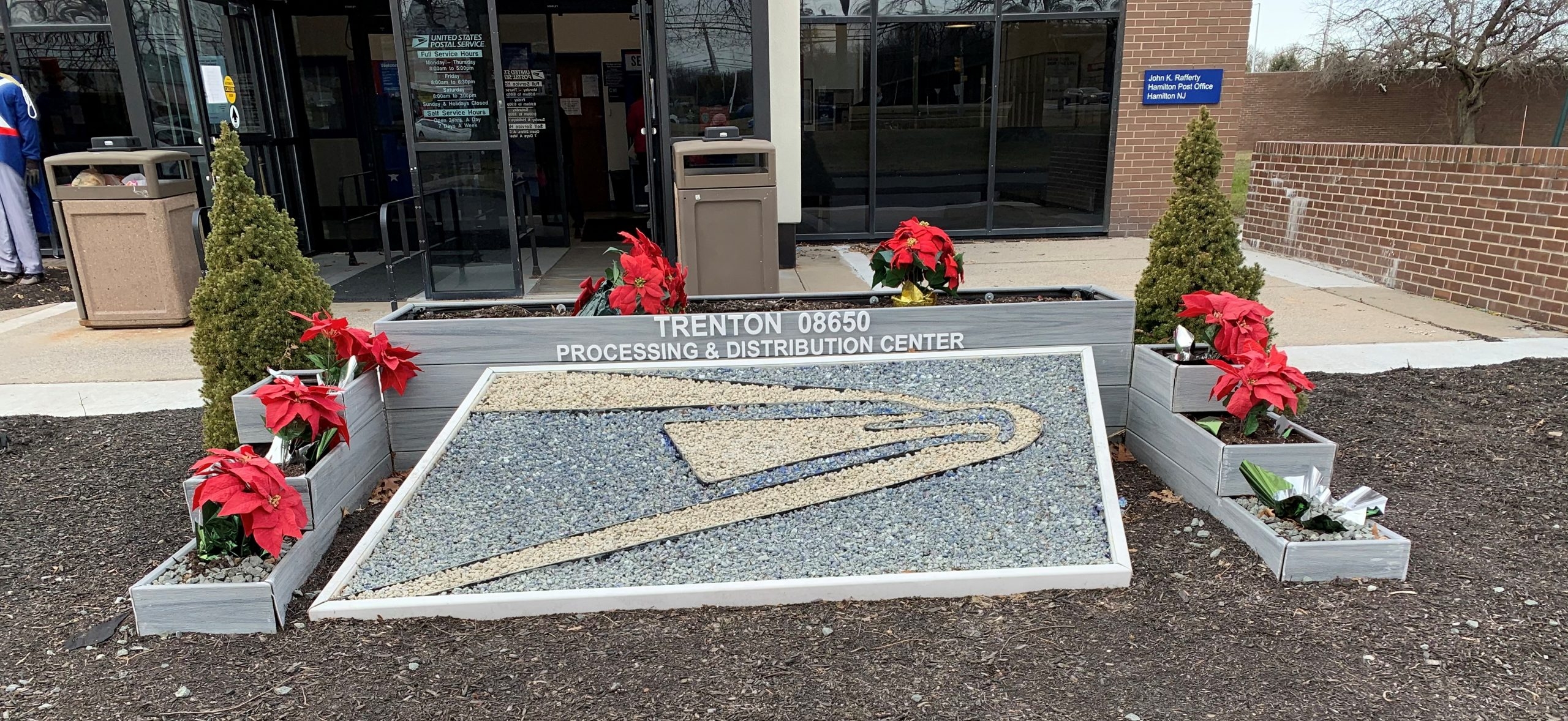 trenton post office hours