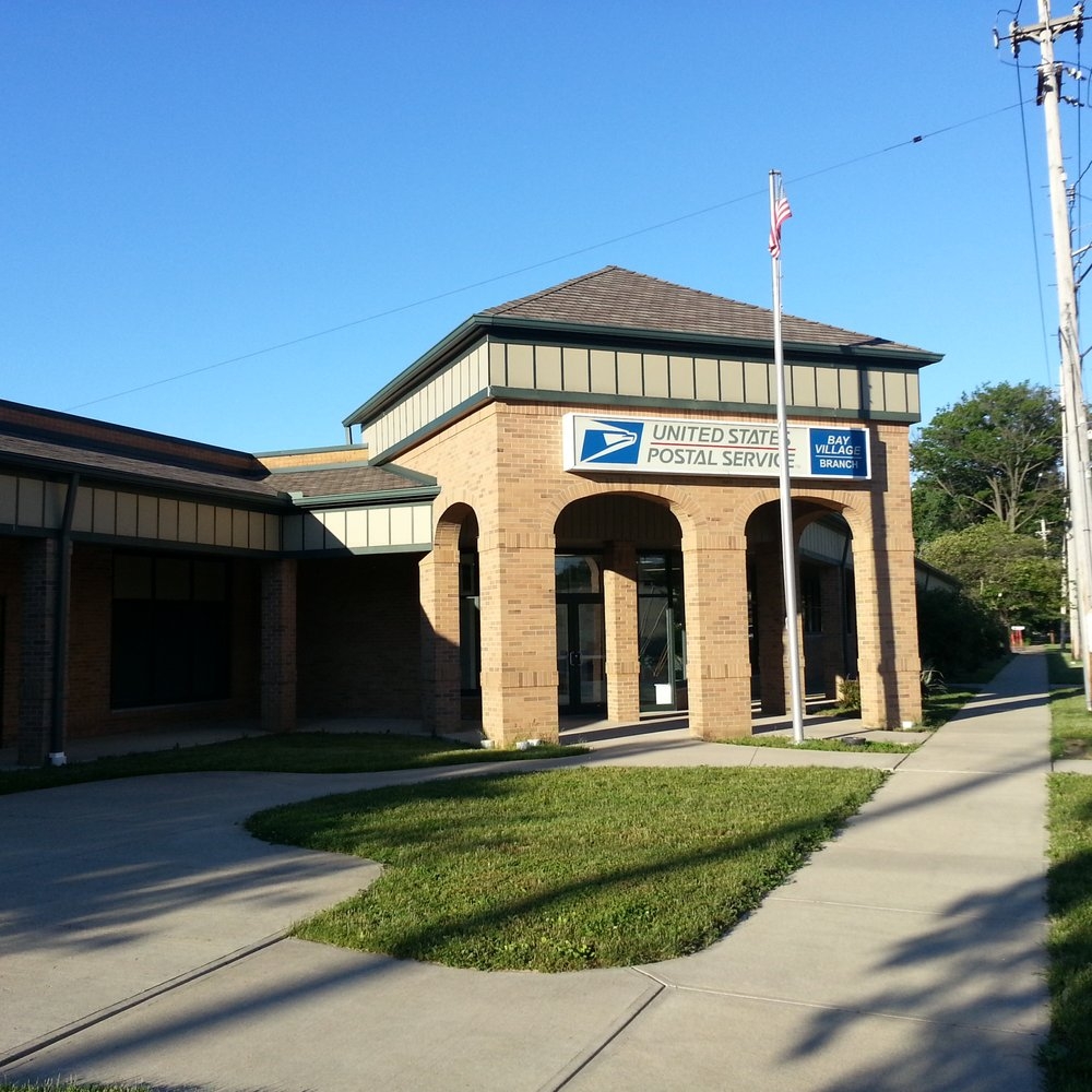 wichita post office hours
