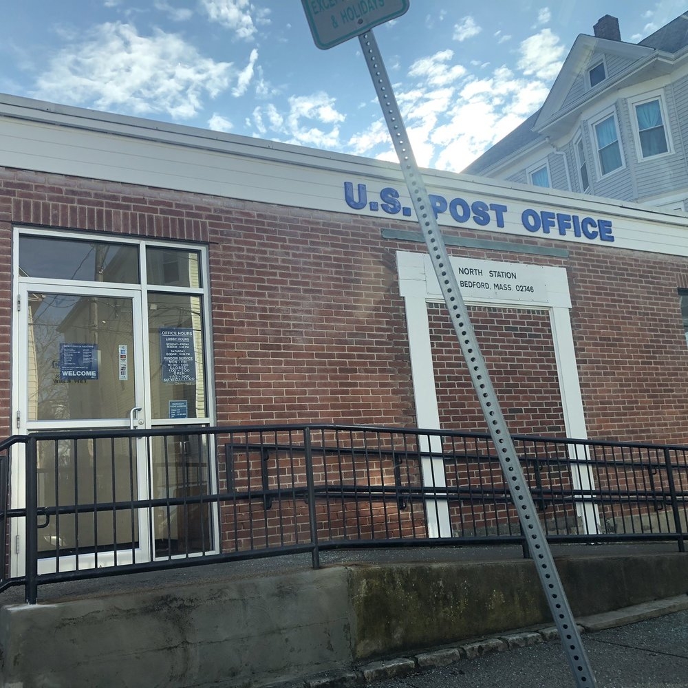 bedford post office hours