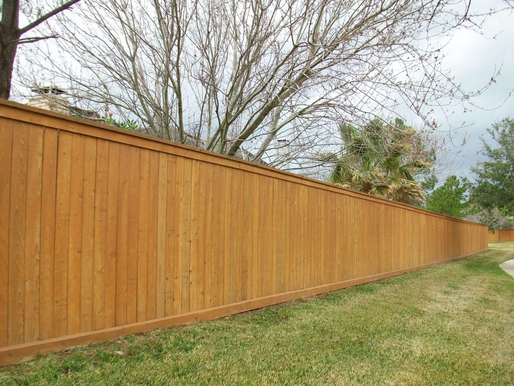 Top Choices Of Lumber For Wood Fencing For Homes