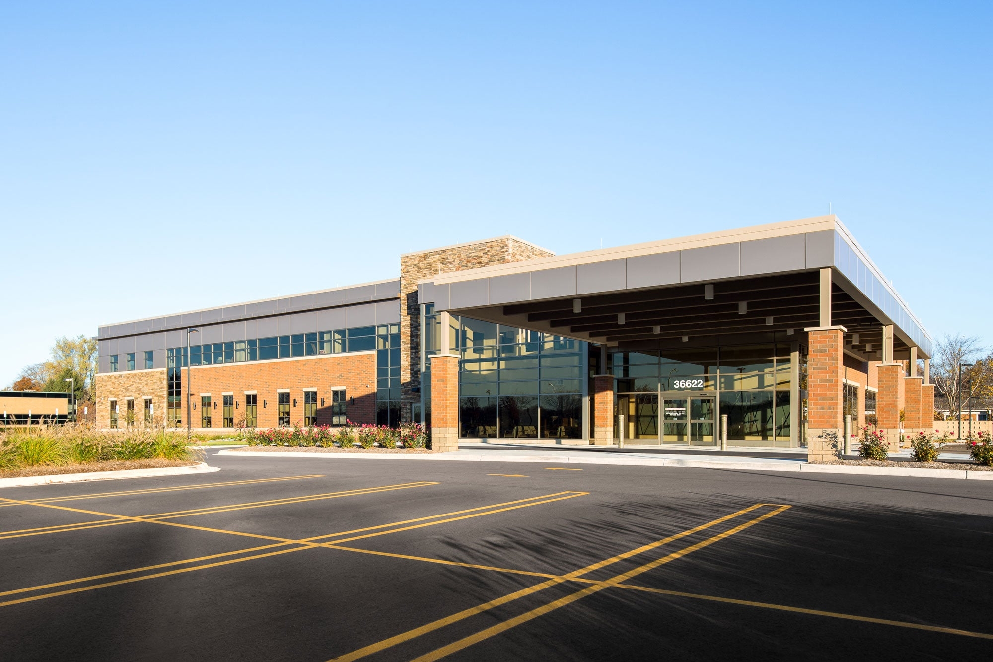 livonia post office hours