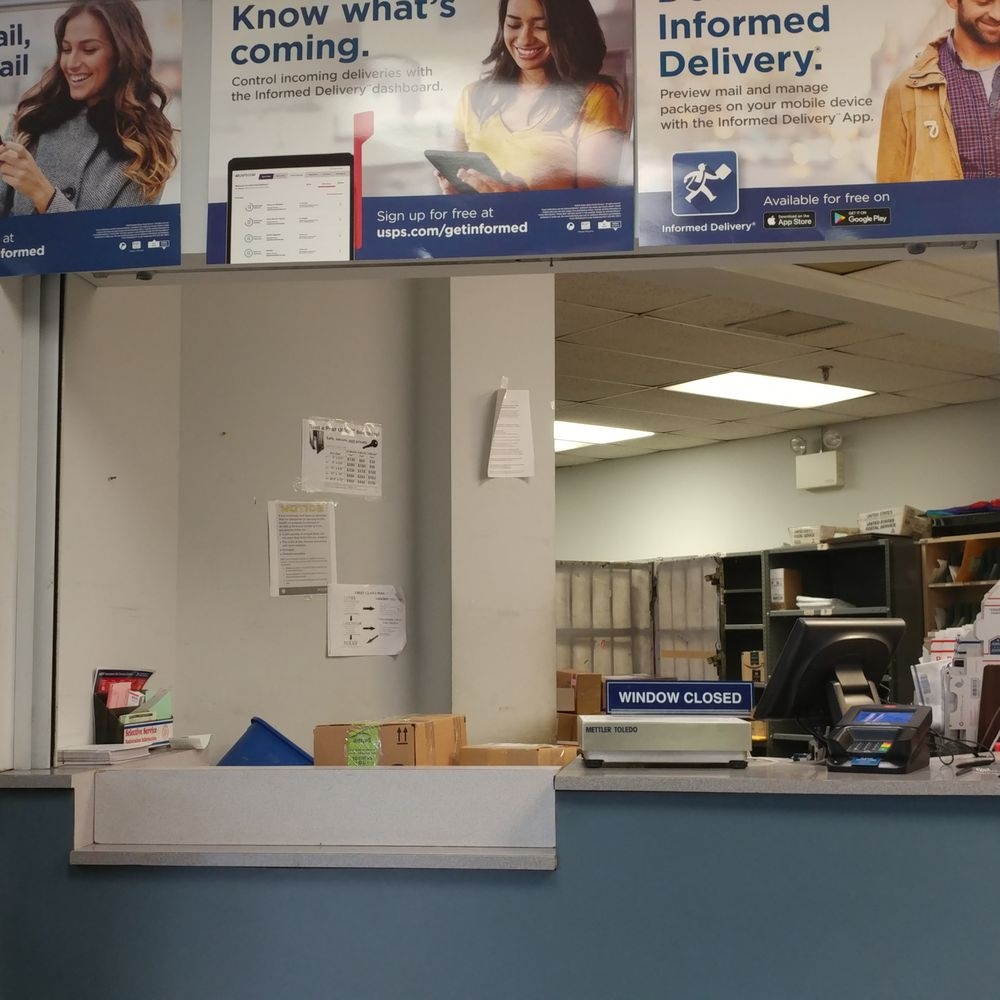 davis post office hours