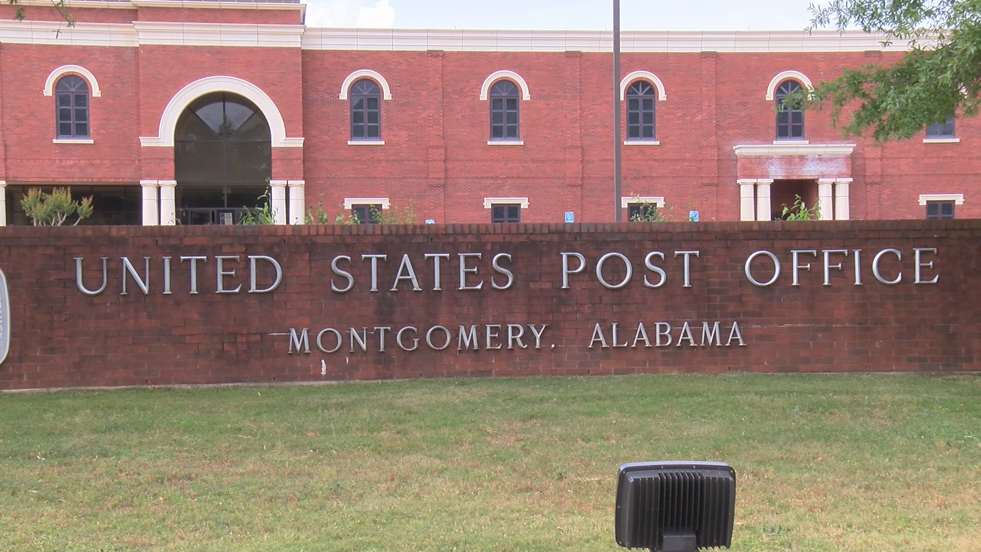 USPS Investigating Stolen Mail Reports At Montgomery Post Office