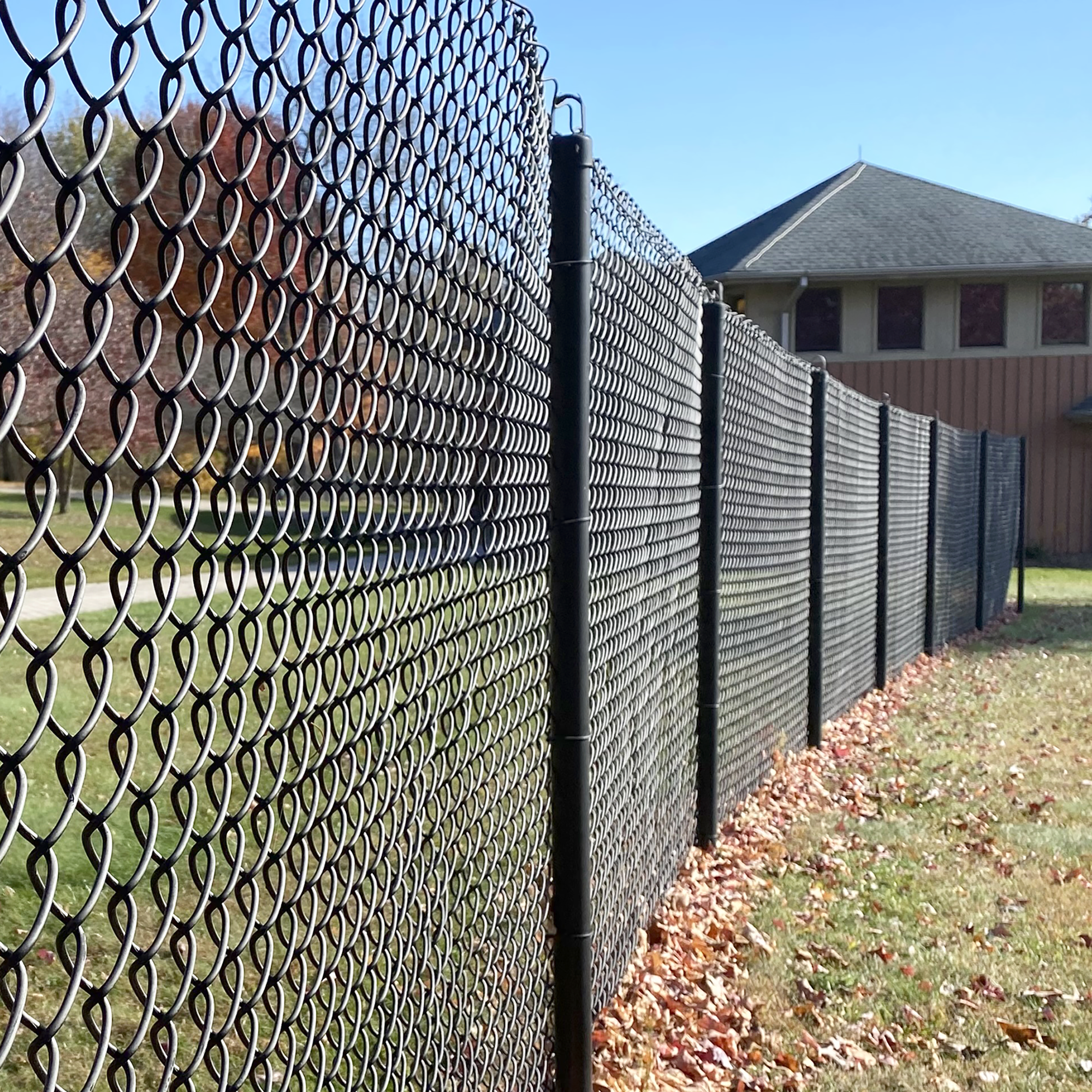 What Is Black Chain Link Fencing Resources Hub Resources Chain Link Fittings